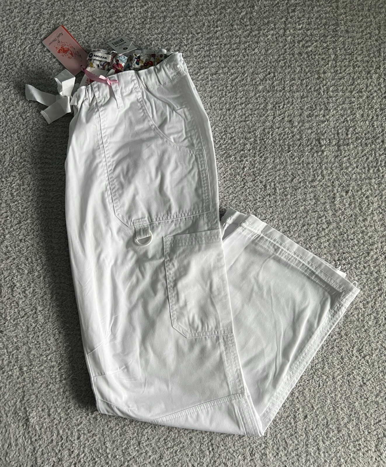 Koi Scrub Pants Women’s Sz Medium Regular White Lindsey Cargo Nursing Medical