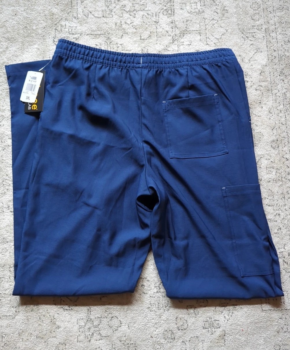 NWT Urbane Landau Women’s SMALL Straight Leg Cargo Scrub Pants – NAVY BLUE