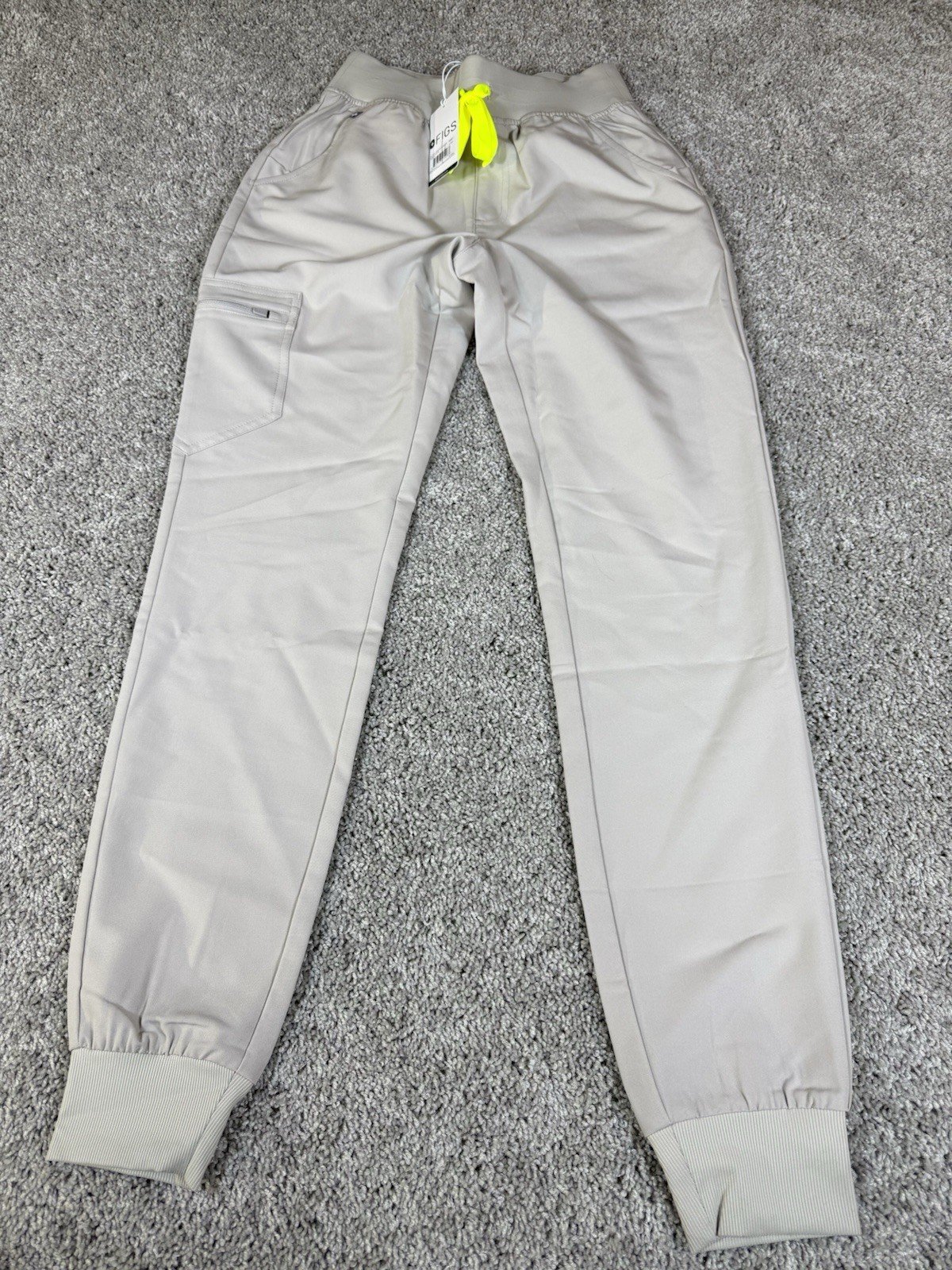 NWT Figs Women’s Scrub Pants Size XXST High Waisted Zamora Tan Beige