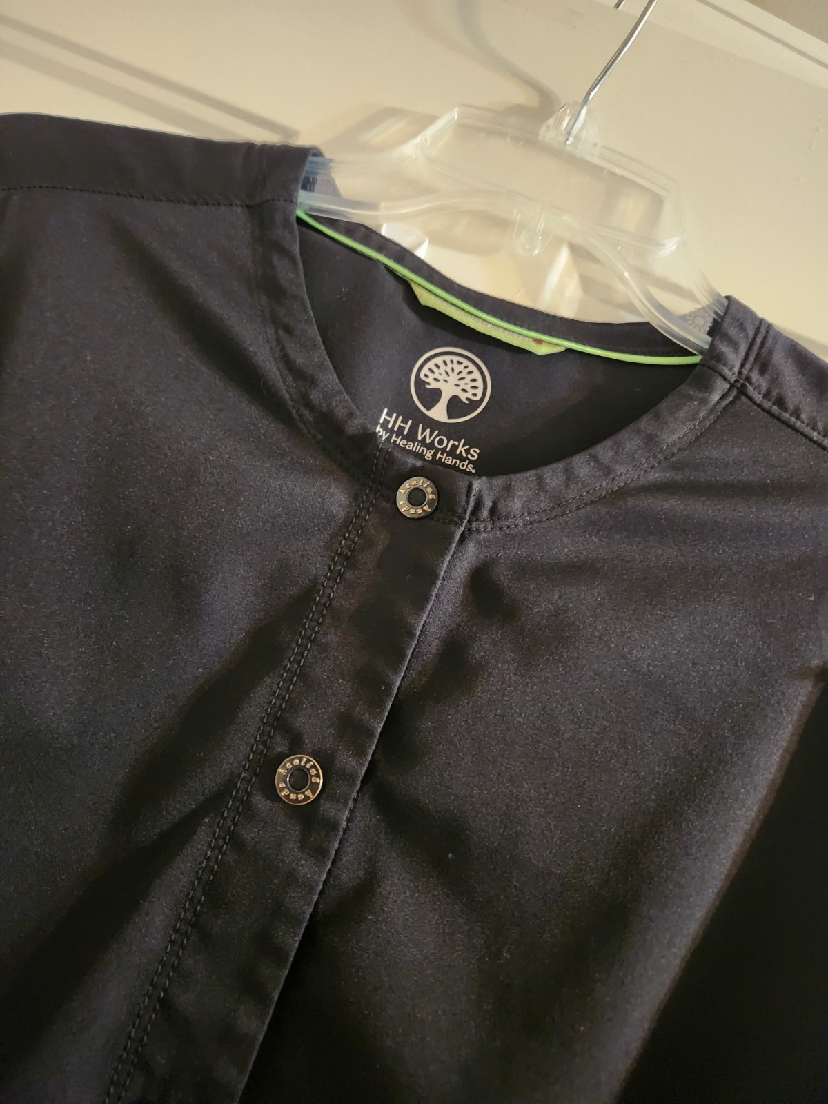 Healing Hands Works- Scrub Jacket. Womens Medium. Black