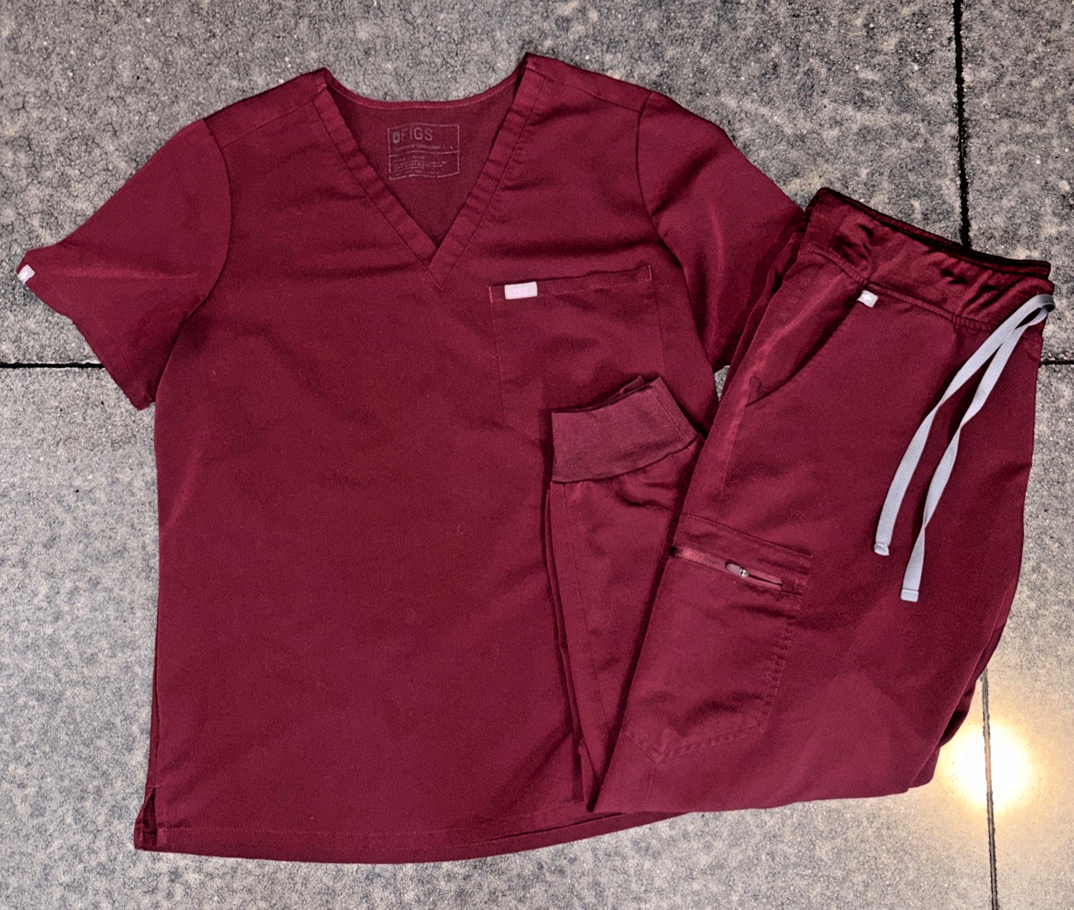 Figs Burgundy womens scrub set Zamora Jogger Large Petite & Catarina Top L