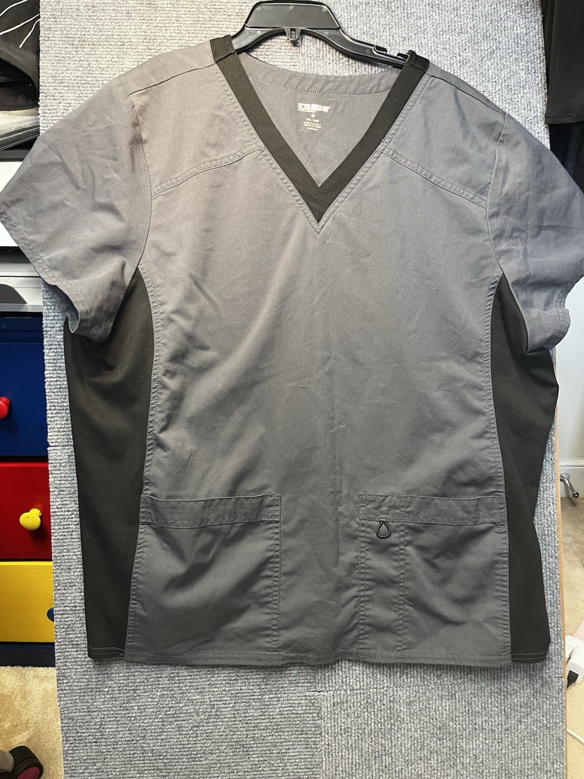 Scrubstar Premium Unisex 2XL Gray/Black V-Neck Short Sleeve Scrub Top Pockets