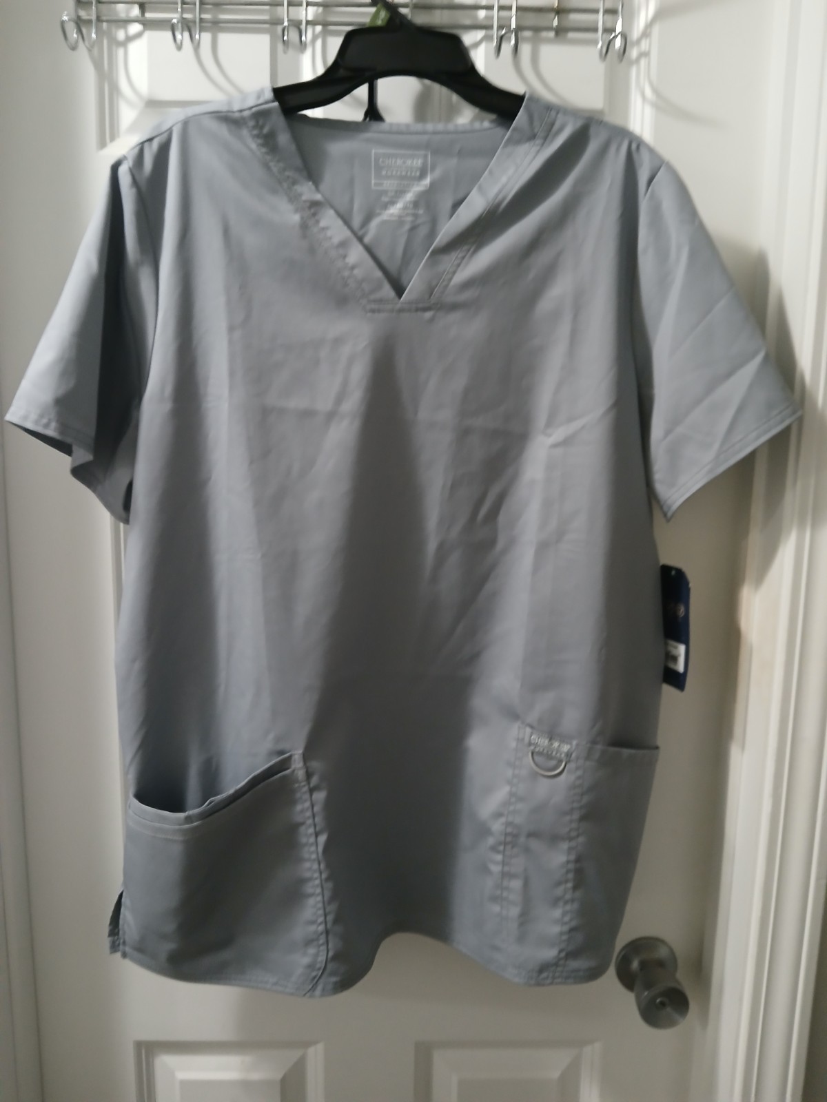 Cherokee Gray Solid V-Neck Short Sleeve Medical Scrub Top, Unisex