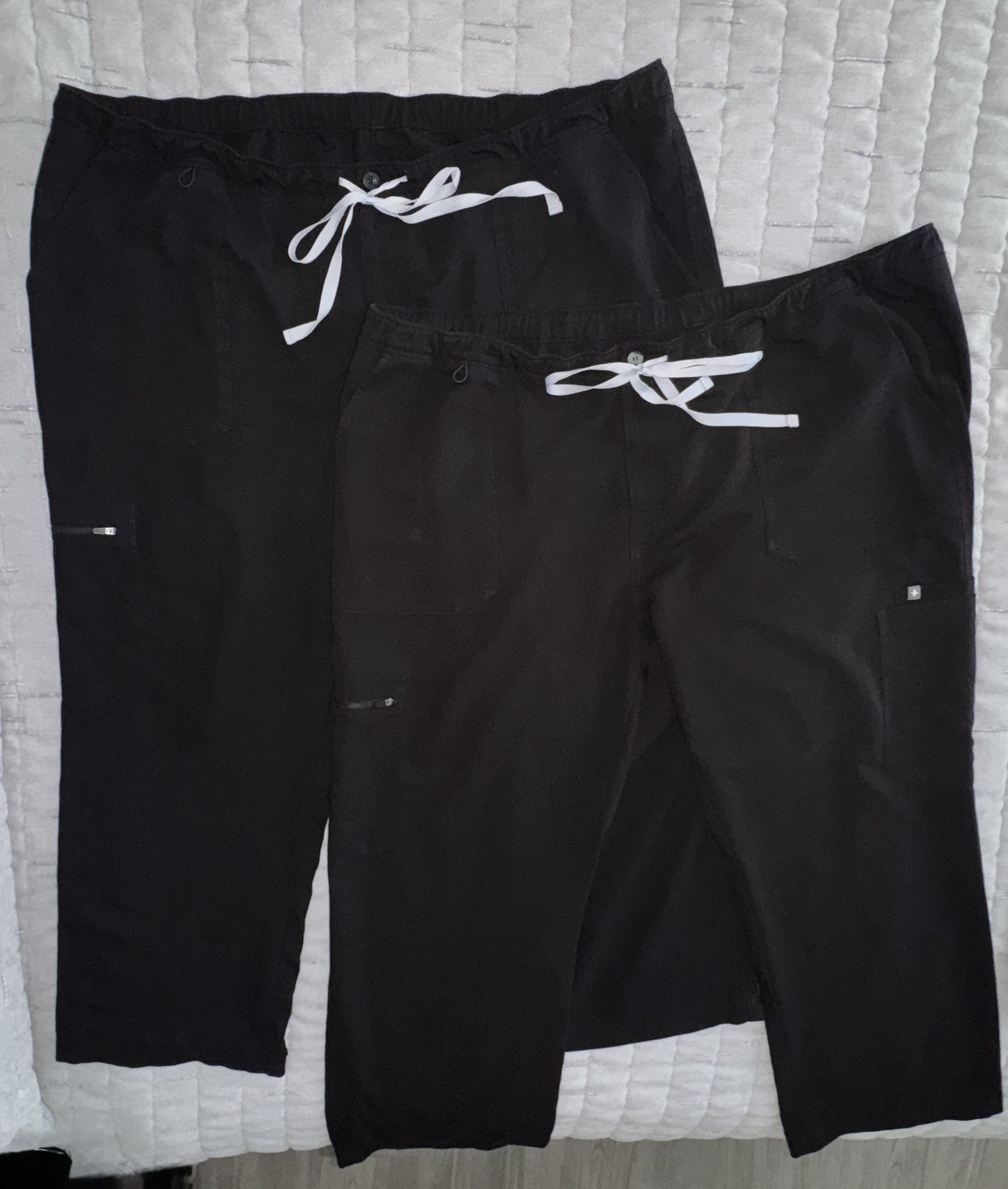 FIGS Cairo Cargo Men’s Black Scrub Pants Size 4XL S – Lot Of 2