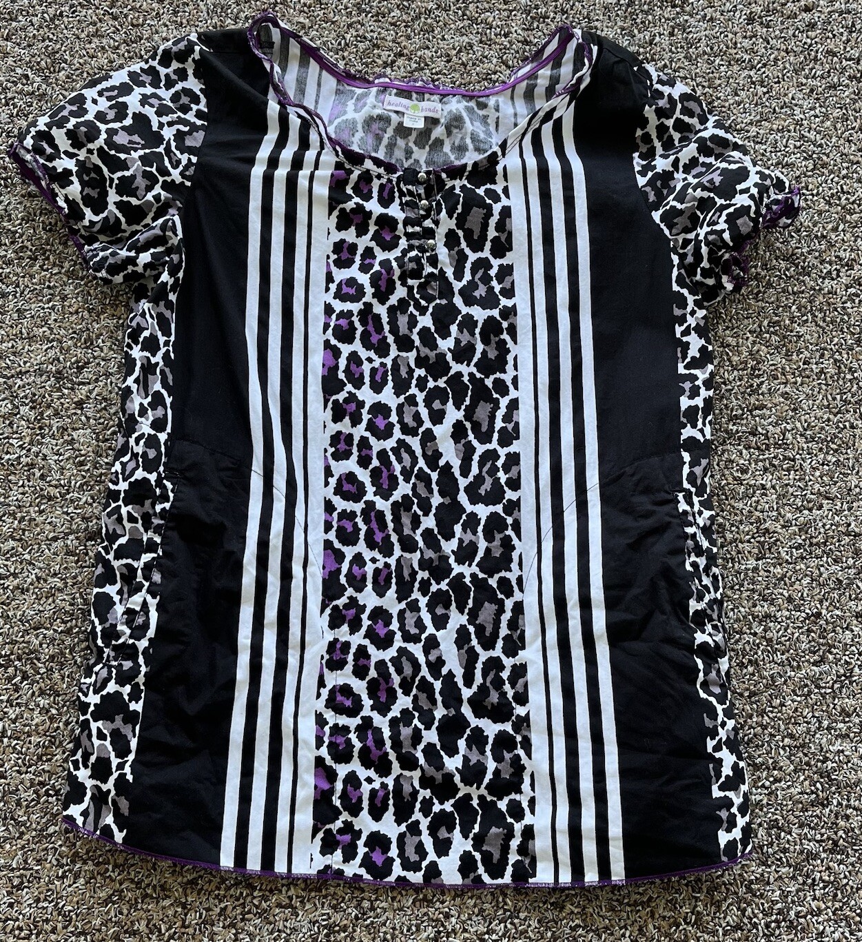 Women’s Small Black & White Animal Print Healing Hands Scrub Top