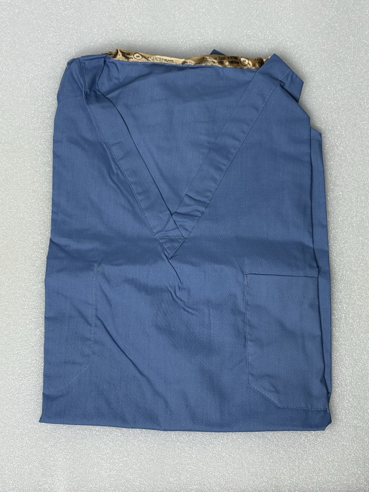 * BRAND NEW* Fashion Seal Healthcare Blue Scrub Top-Medium Pack Of 6