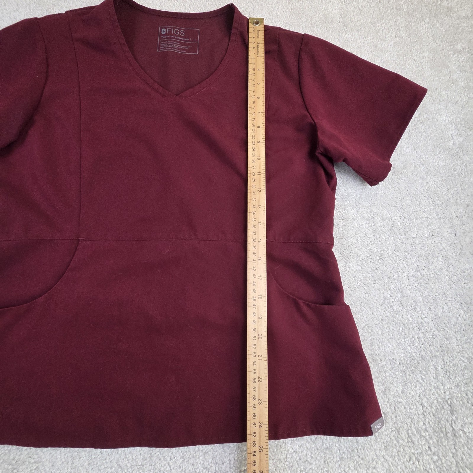 FIGS Aburi Slim V-Neck Scrub Top Womens L Burgundy Medical Dental Vet