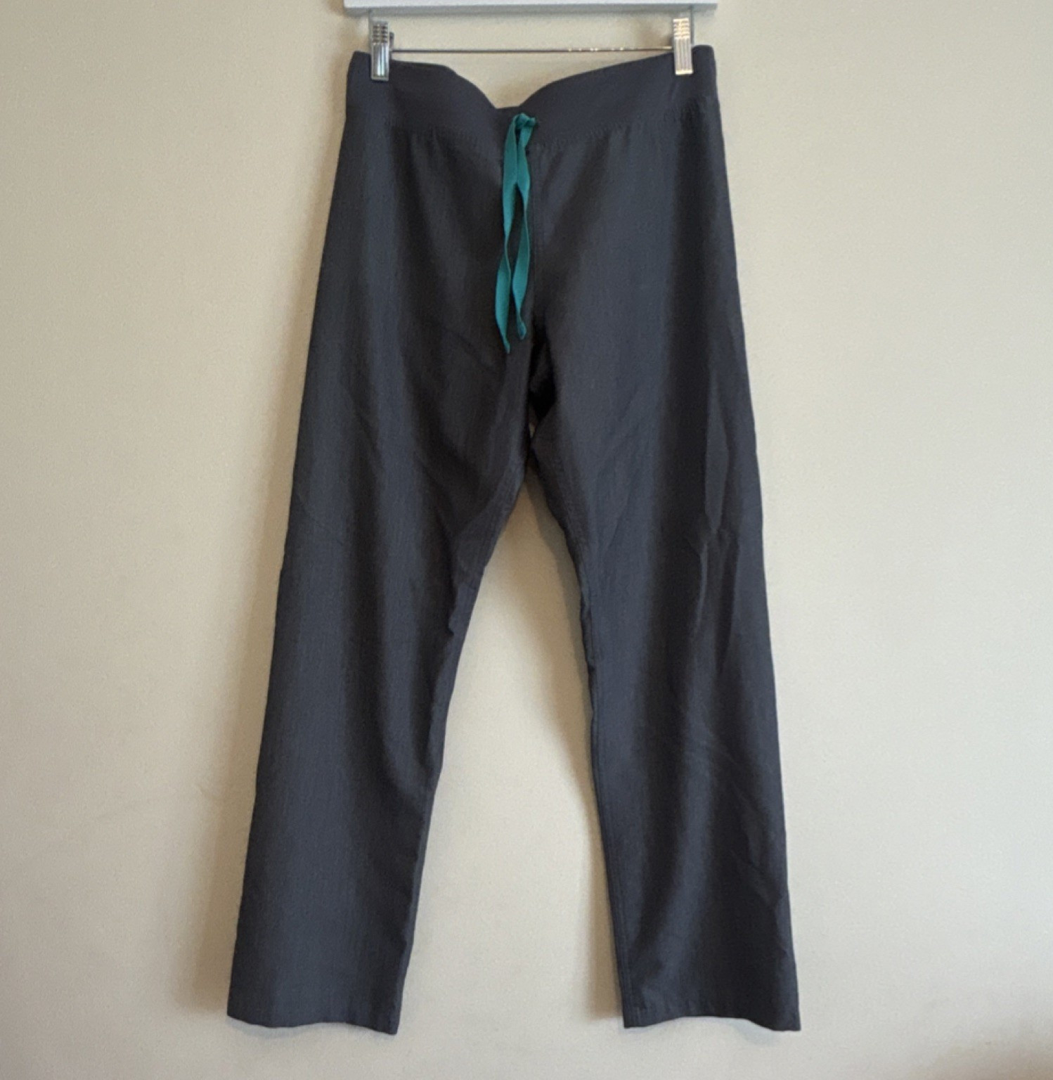 FIGS Technical Coll Women’s Graphite Scrub Pants Drawstring Poly Blend S T21003