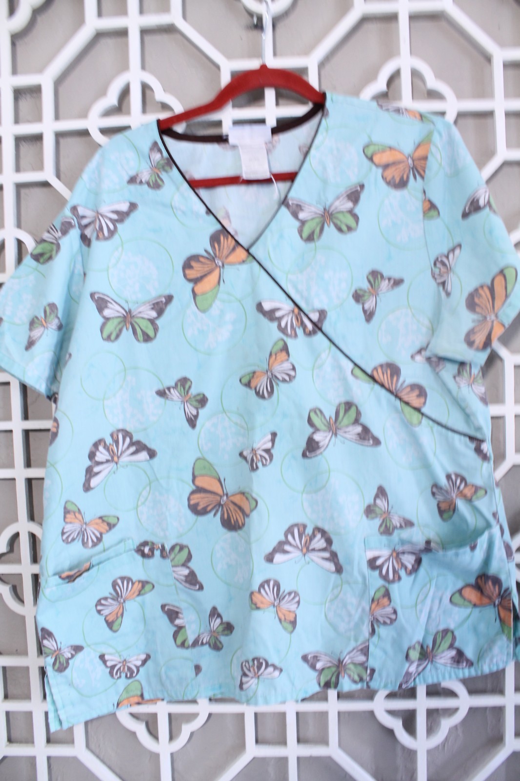 SB Scrubs Top Blue Butterflies Medical Nurse Womens XL Pullover Workwear