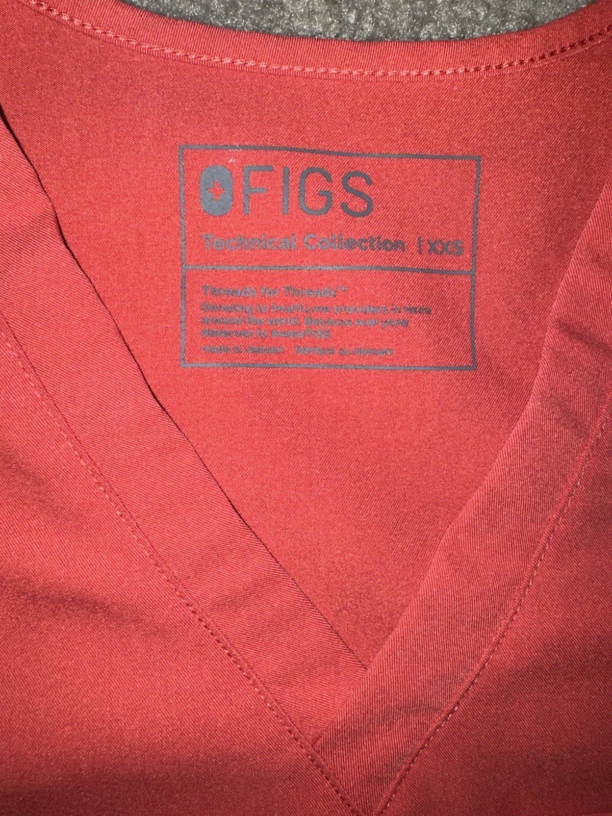 FIGS Catarina One Pocket Scrub Top XXS Clay Technical Collection Limited Edition