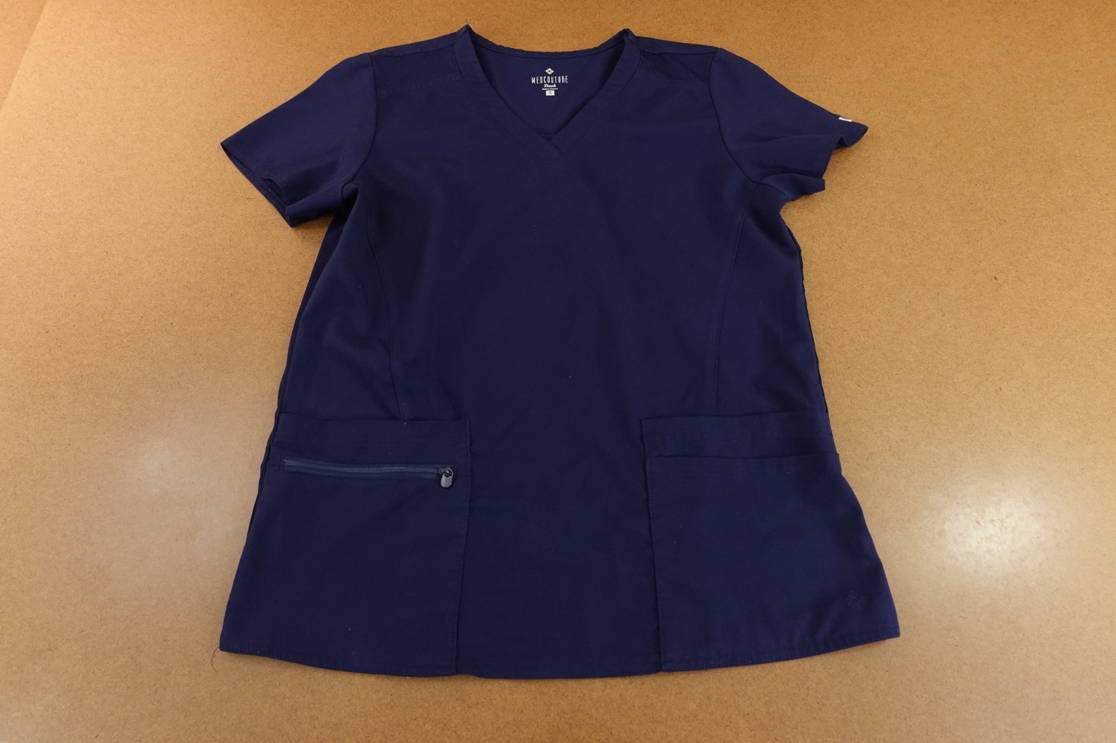 Med Couture Touch Womens Small Navy Blye Short Sleeve V-Neck Knit Back Scrub Top