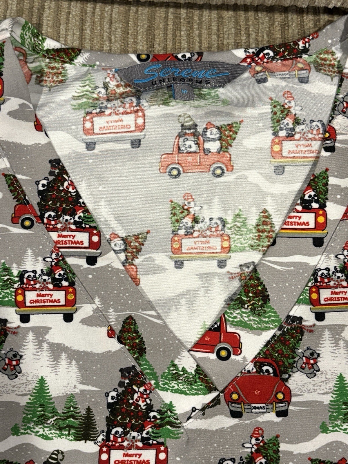 Serene Uniforms Nurse Vet Scrub Top Size Med Christmas Panda Bears Trees