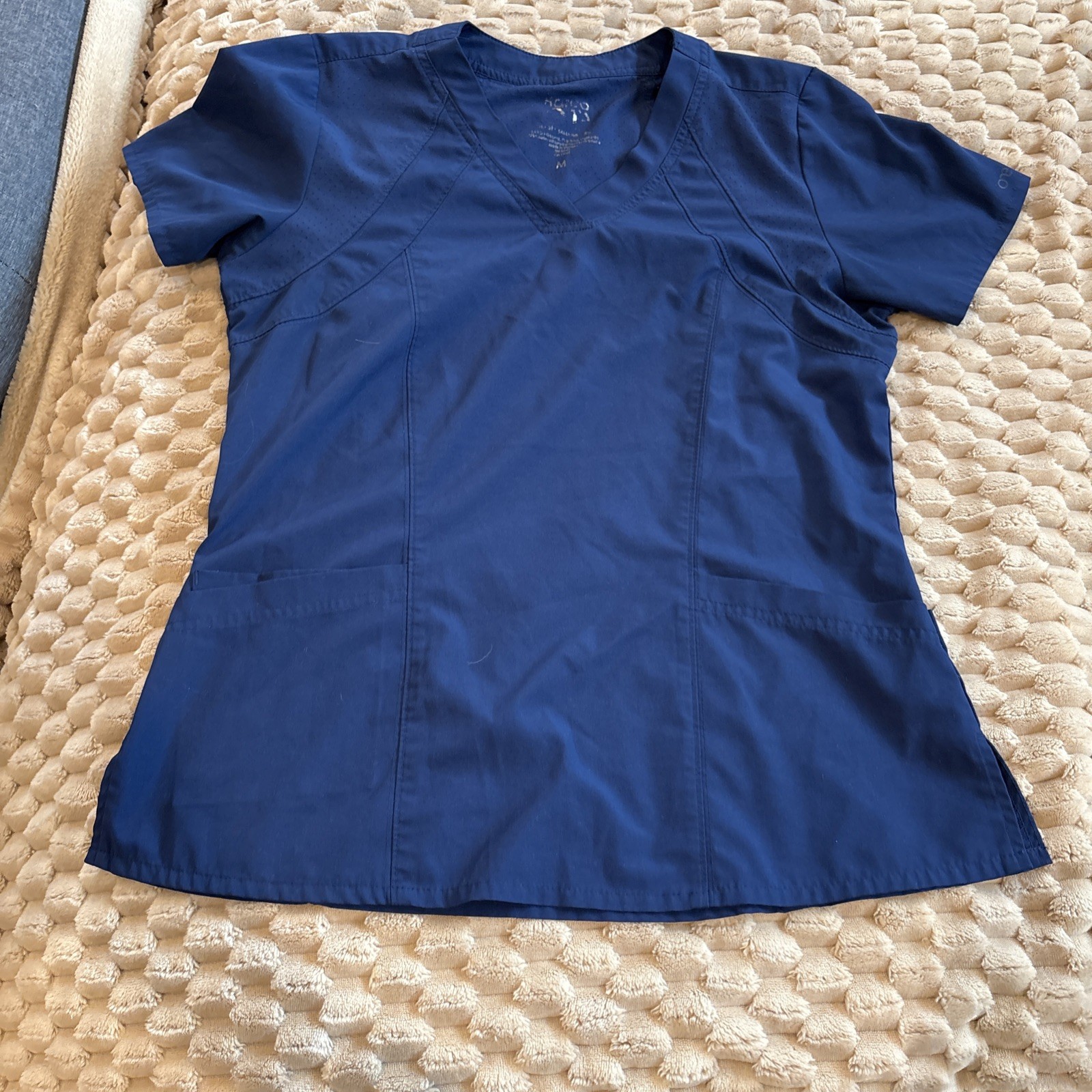 Barco One Scrubs (Set of 4) Women M Tops ST Pants V-Neck Short Sleeve Hospital