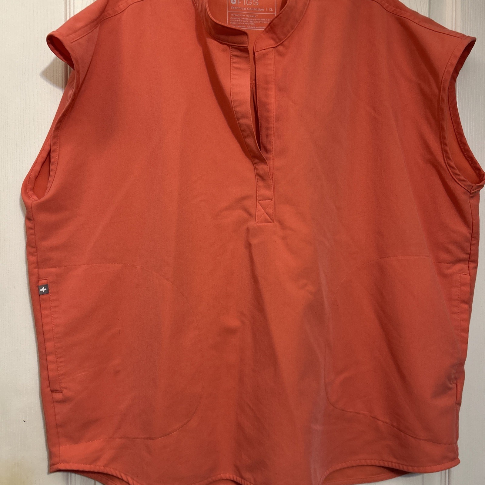 Figs Scrub Top Style WXXSW1003 Hot Coral PO#1758 Shirt Nurse Medical size XL