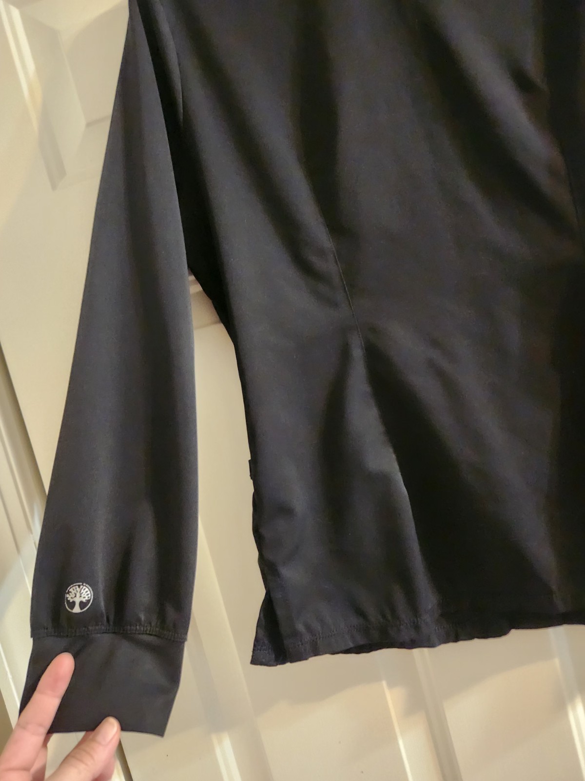 Healing Hands Works- Scrub Jacket. Womens Medium. Black