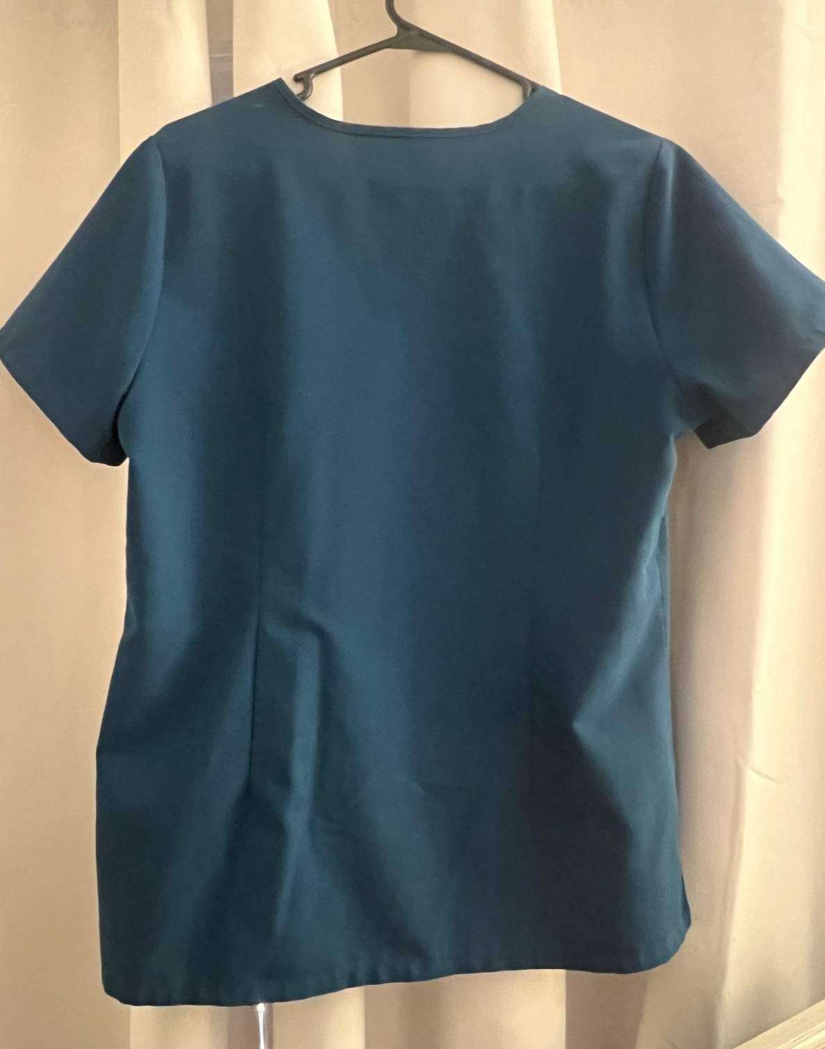 FIGS Deep Reef Catarina One Pocket Scrub Top Size Medium EUC