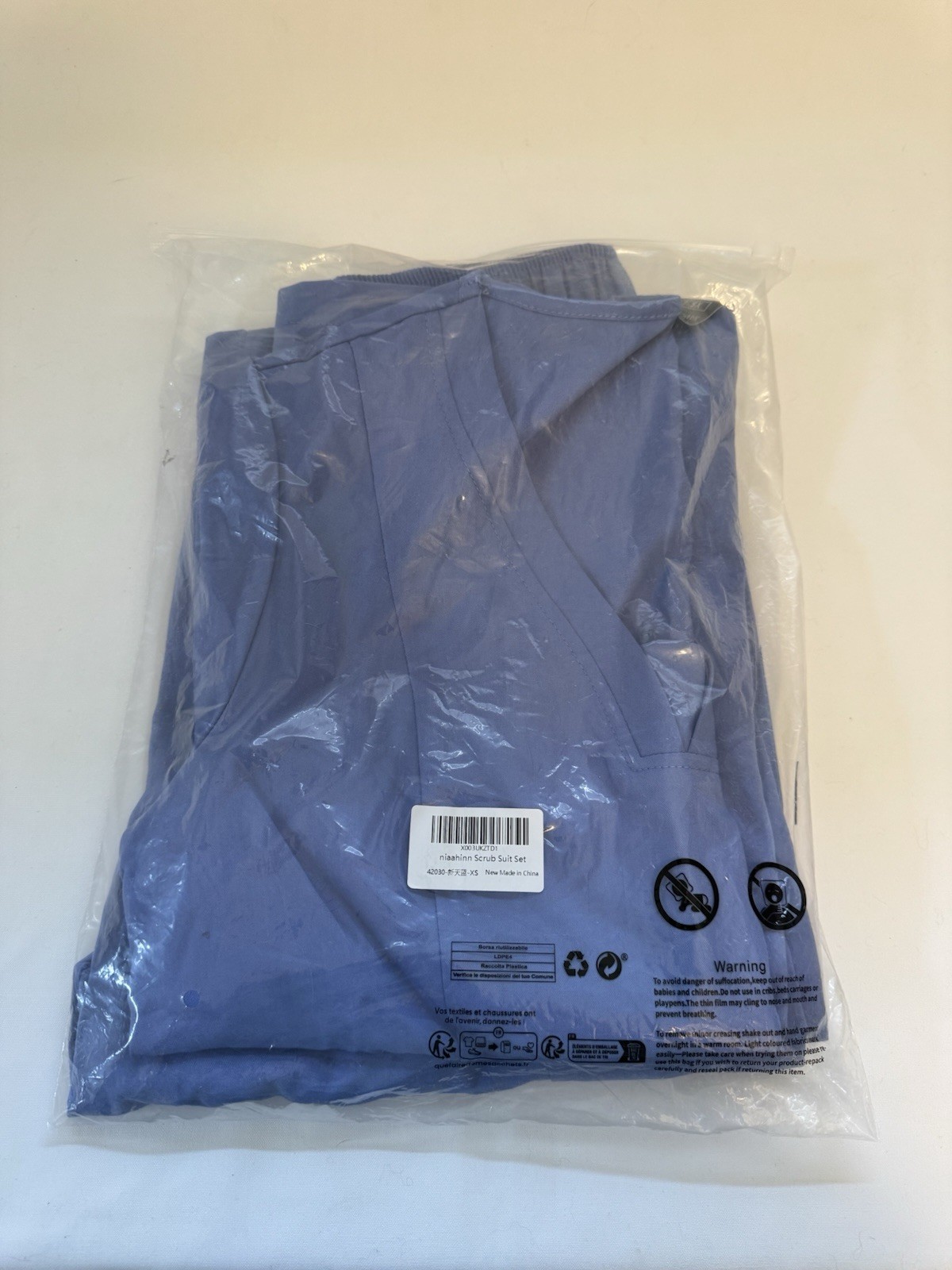 Niaahinn Women’s Scrub Set XS Medical Uniform V Neck Top and Tapered Pants New
