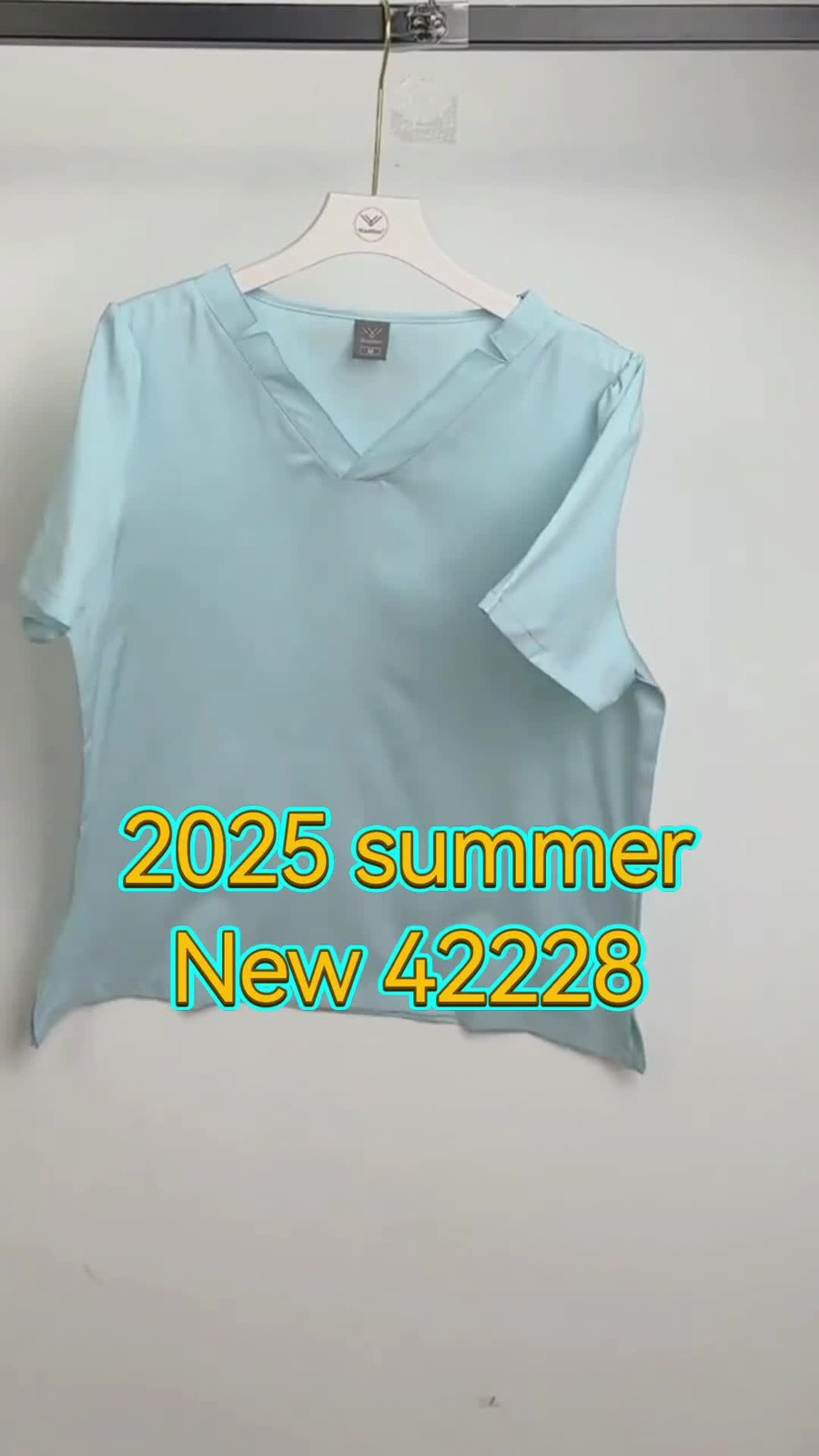 Ladies Medical Scrub Suit Nursing Uniform V Straight 2025 Summer Fashion Colors