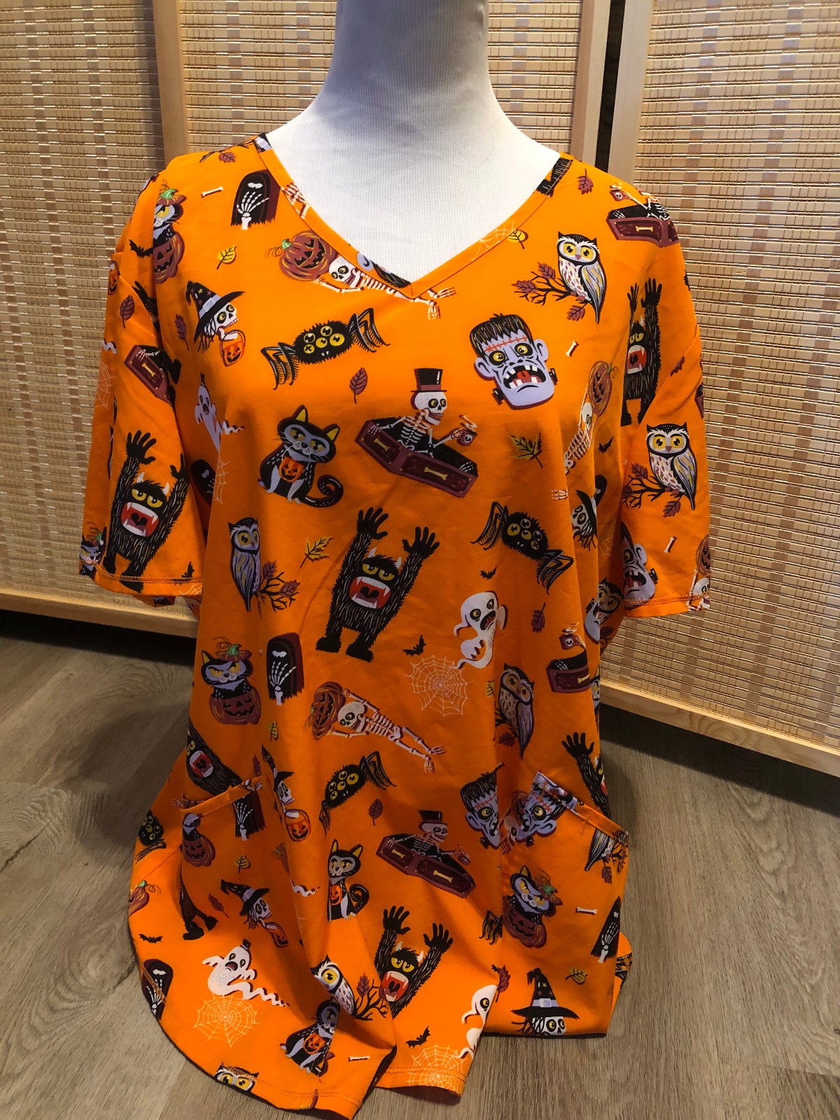 ScrubStar Scrubs Top Cartoon Halloween Skeleton Frankenstein Ghost 2XL XXL (H408