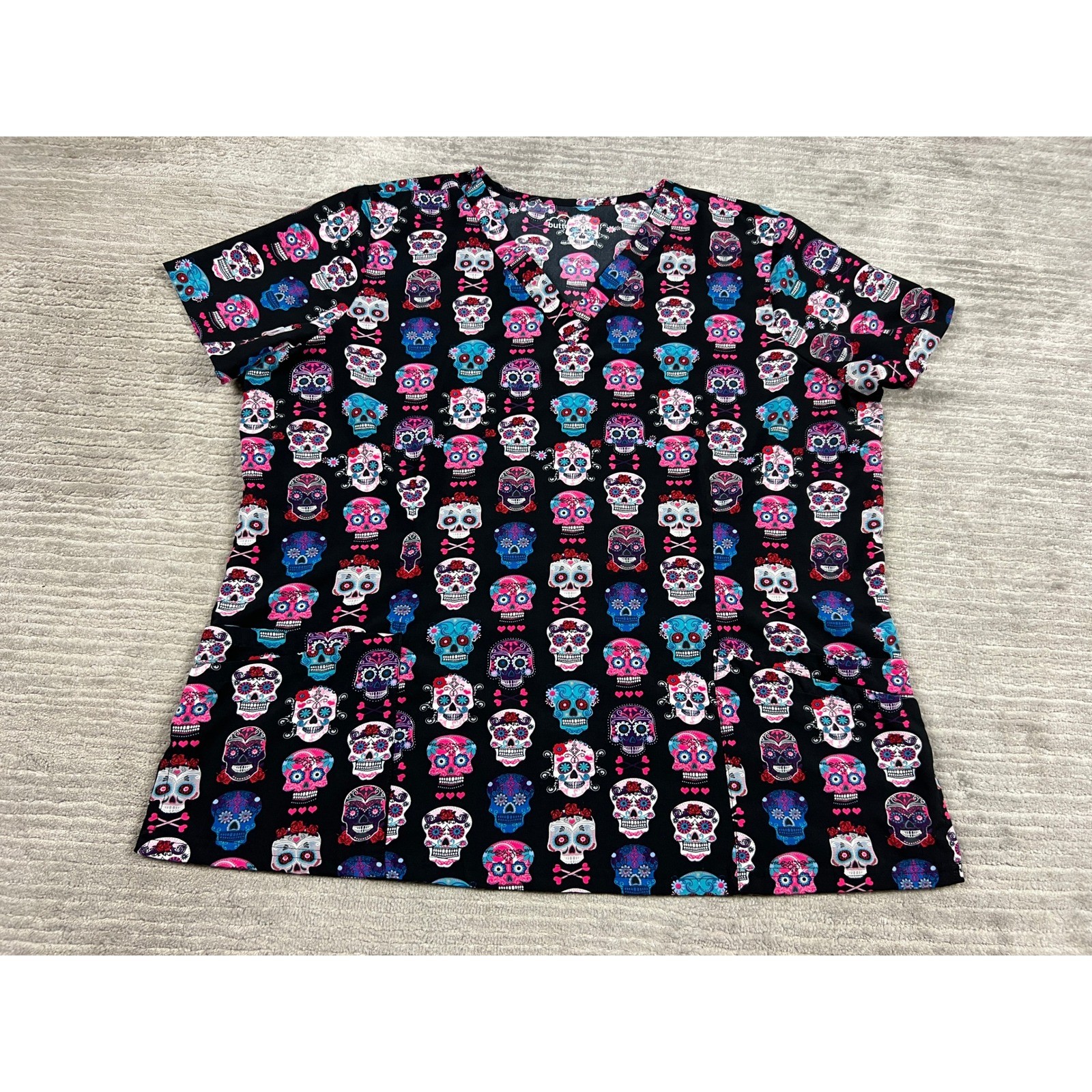 Butter-Soft Scrub Top Womens XL Black Sugar Skulls Stretch V-Neck TS261SUG