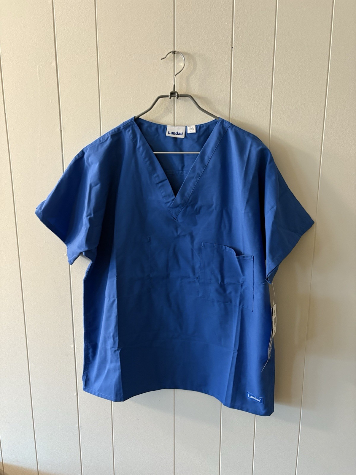 NWT Landau Adult Blue Short Sleeve Scrubs Top Pocket One Size Medical Uniform O6