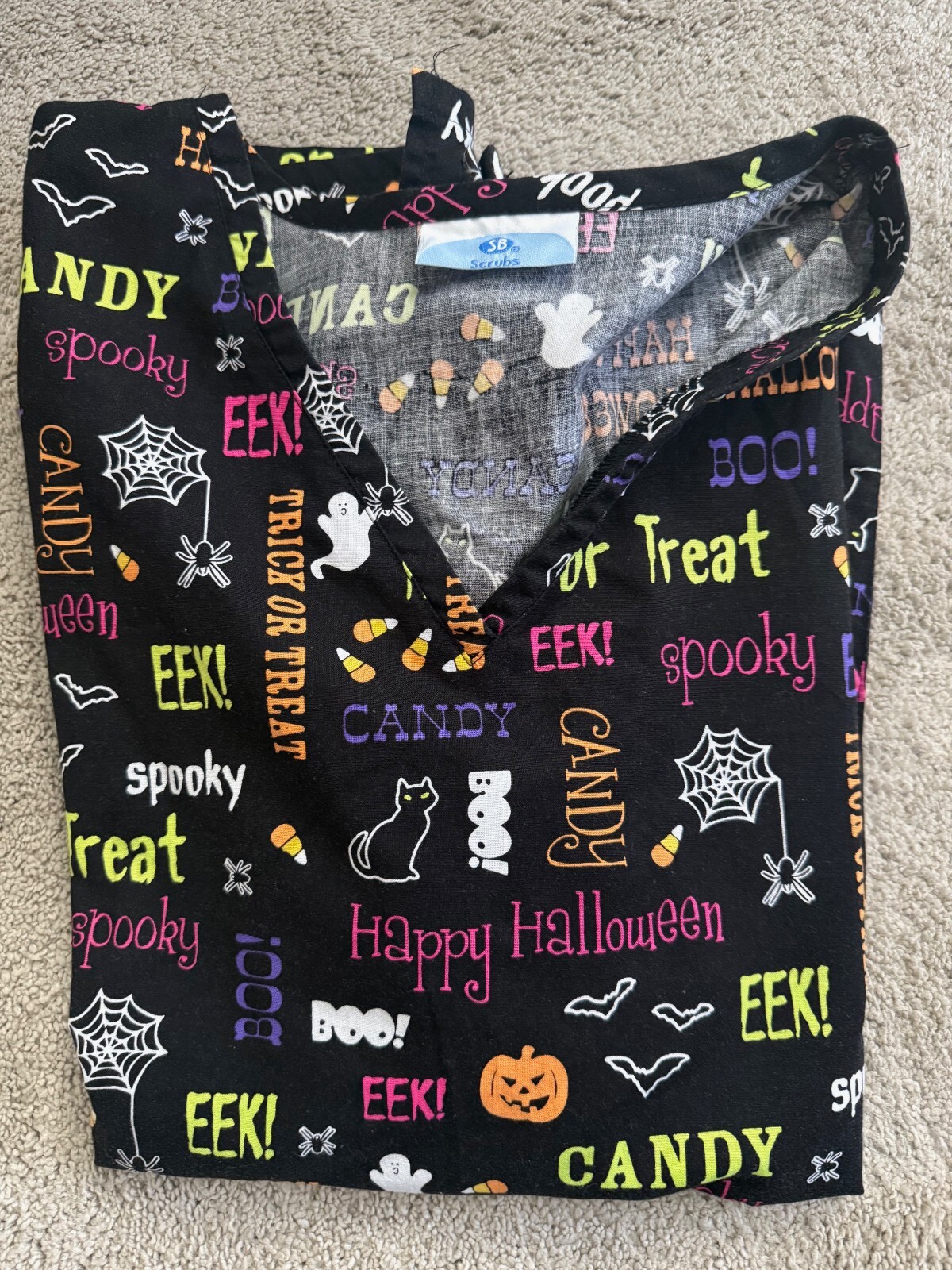 9 Holiday Scrub Tops Women’s 2XL SOLD INDIVIDUALLY or LOT, Fall Christmas Disney