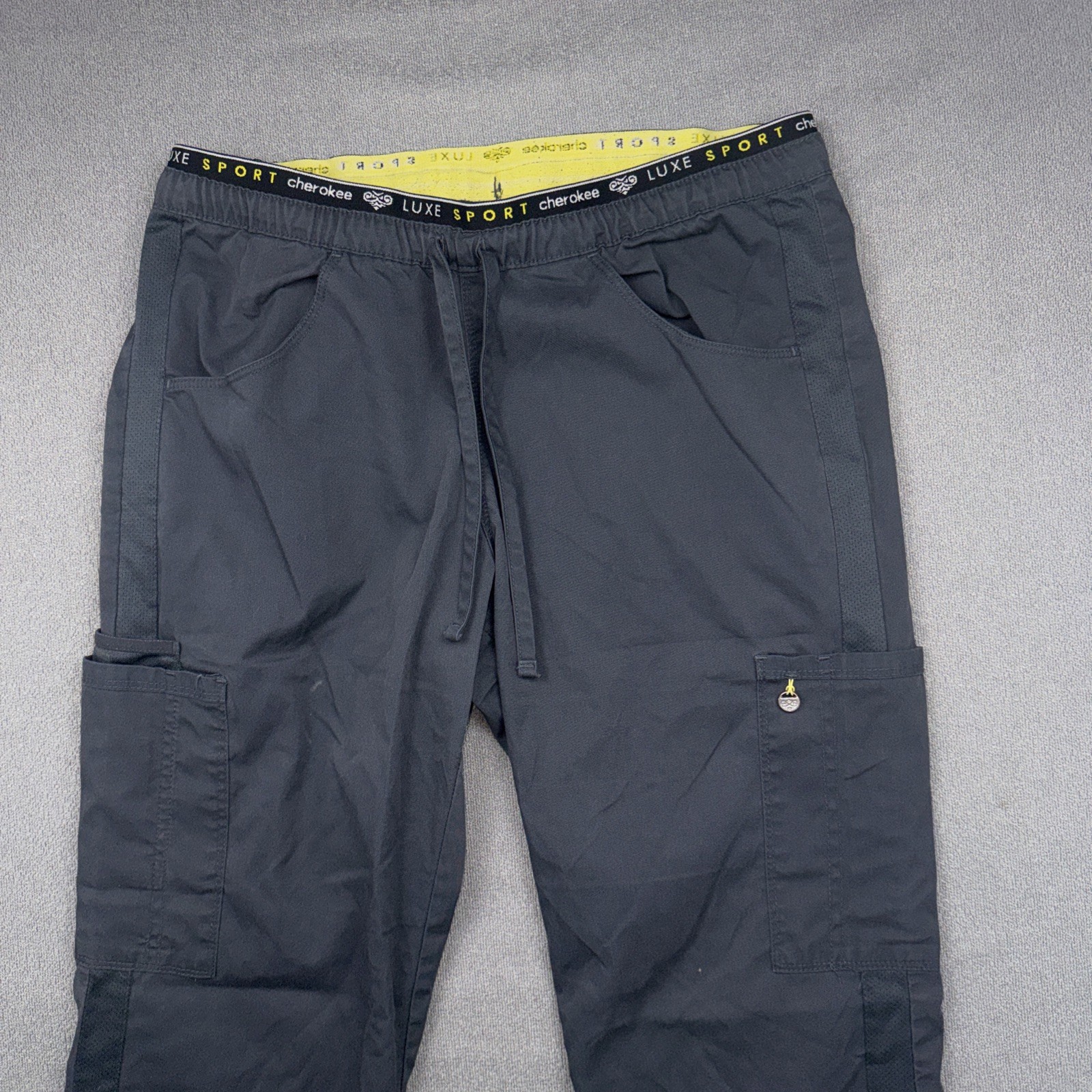 Cherokee Infinity Women’s Sm Gray Scrub Pants RN 93643 Nurse Uniform Cargo