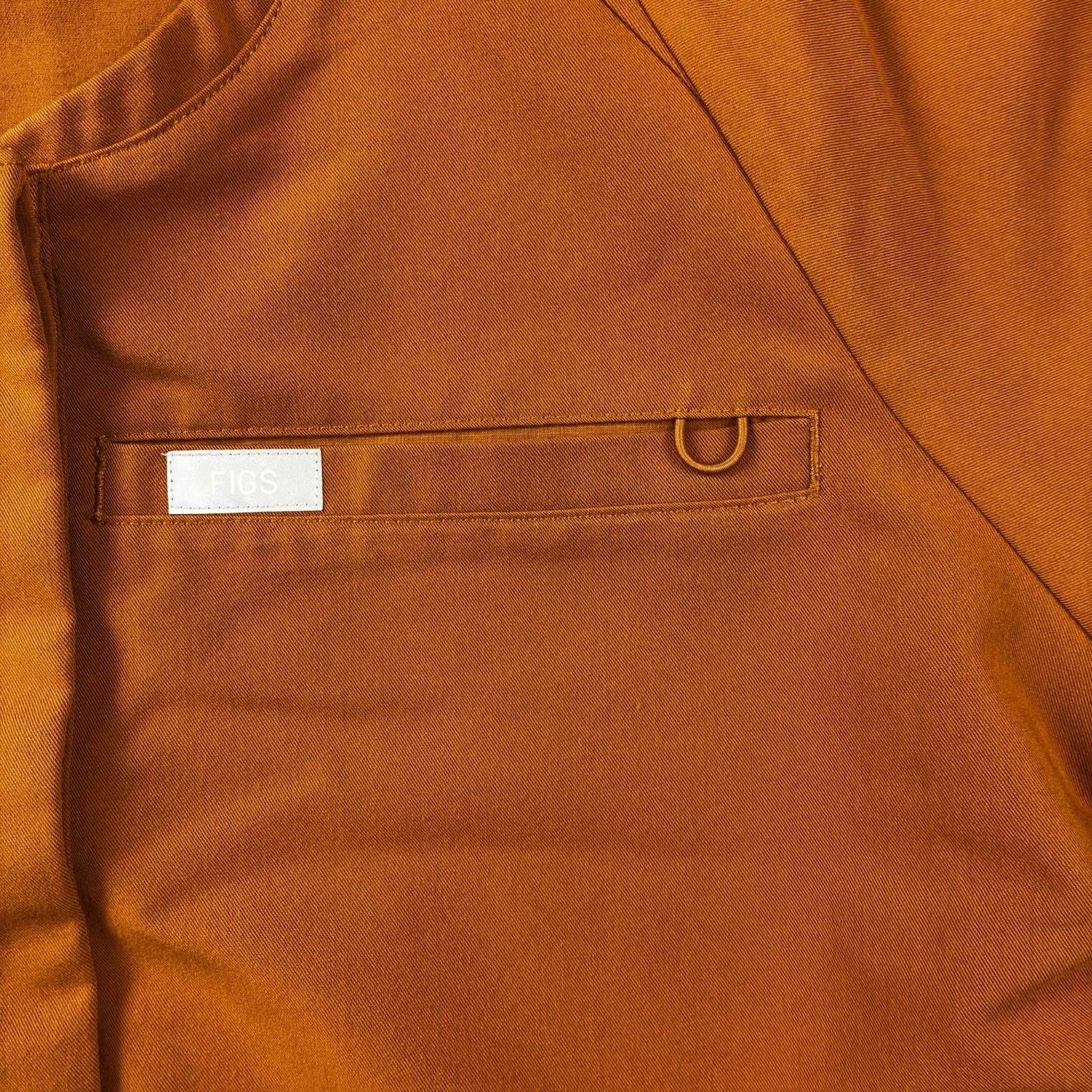 Figs Yola Scrub Top Size Medium Walnut Button Front One Pocket W21SW1061 Medical