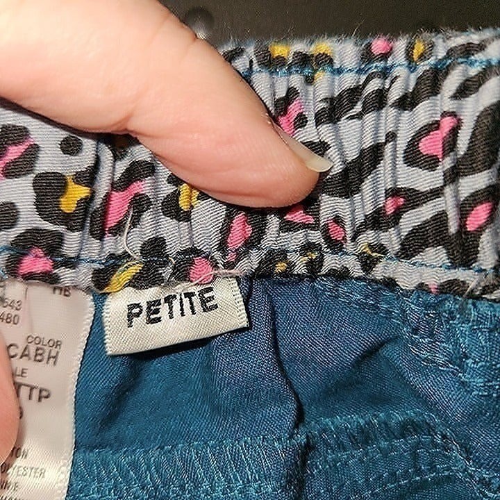 Women’s sz XXS Petite Heart Soul Green Scrub Pants Pockets