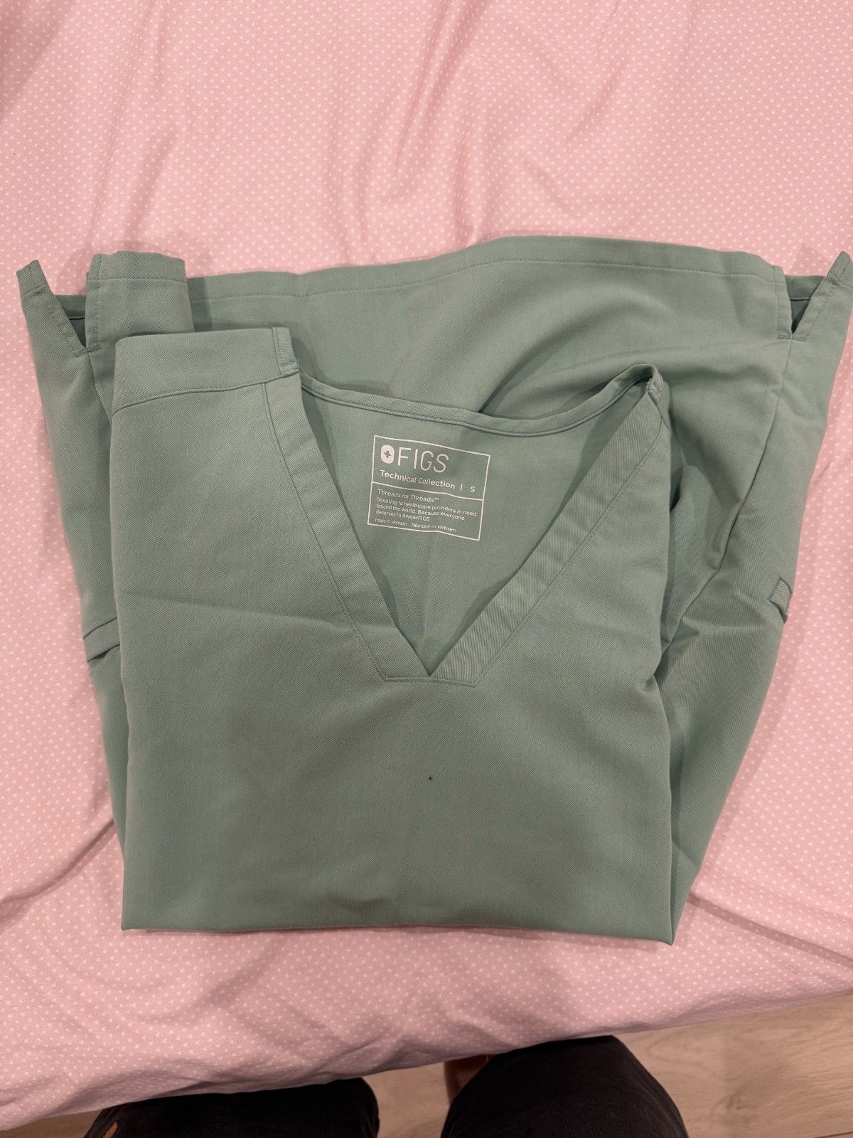 Figs Jade /light Green Scrub Small top and Small bottom Limited Edition color