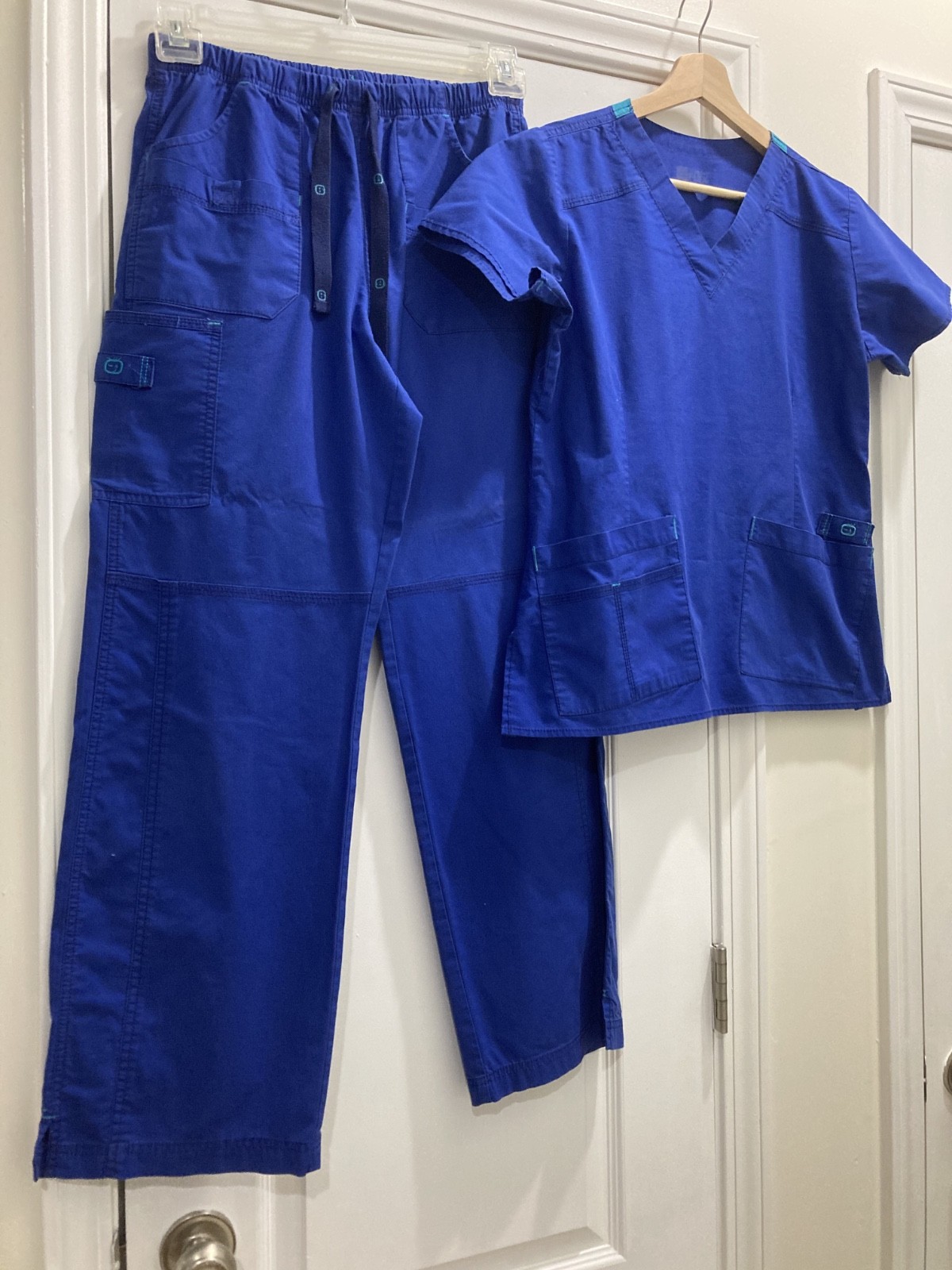 WonderWink WonderFLEX Scrub Set Women’s Sm Cobalt Blue Medical Uniform Set Cargo