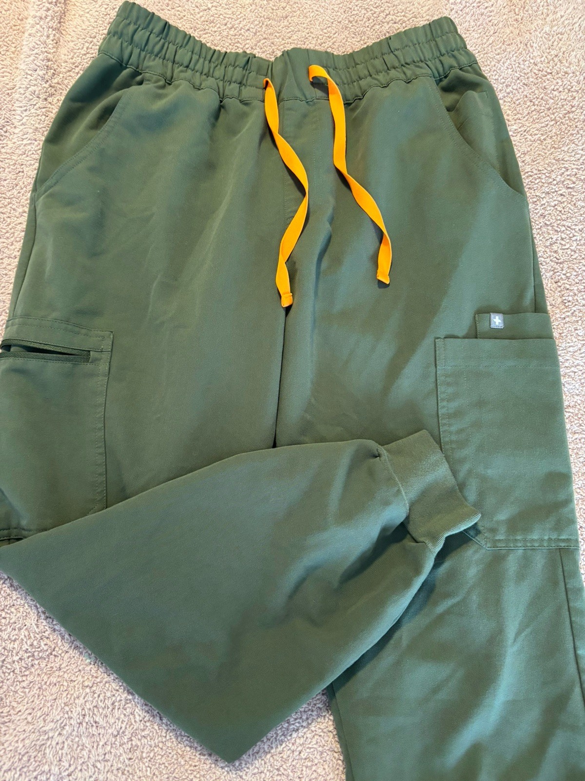 Figs Women’s Size Medium Moss Green Zamora Jogger Scrub Pants Medical