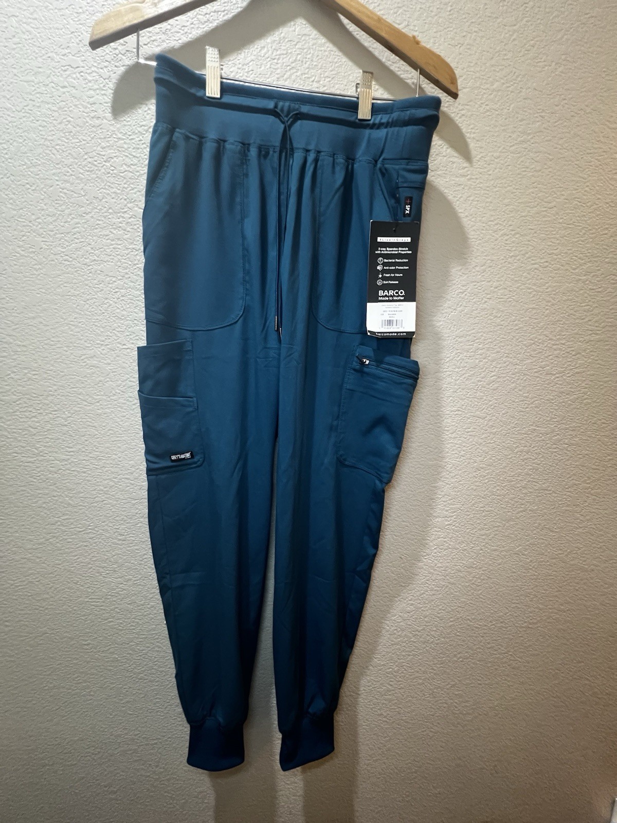 Grey’s Anatomy New with Tags BAHAMA Scrub Pant Size Small NWT