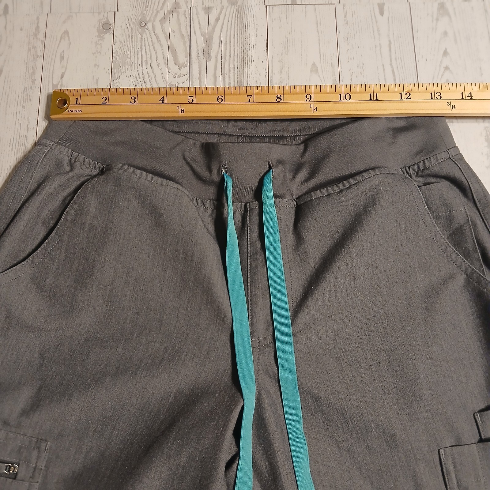 Figs Technical Collection Yola Yoga Scrub Pants Women’s Small Gray Nurse Dr.