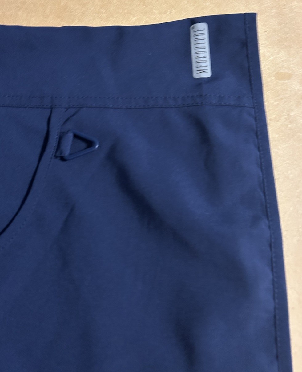 Scrubs Top Medcouture Long Sleeve Women Medium Navy Blue Full Zip Pockets S/8638