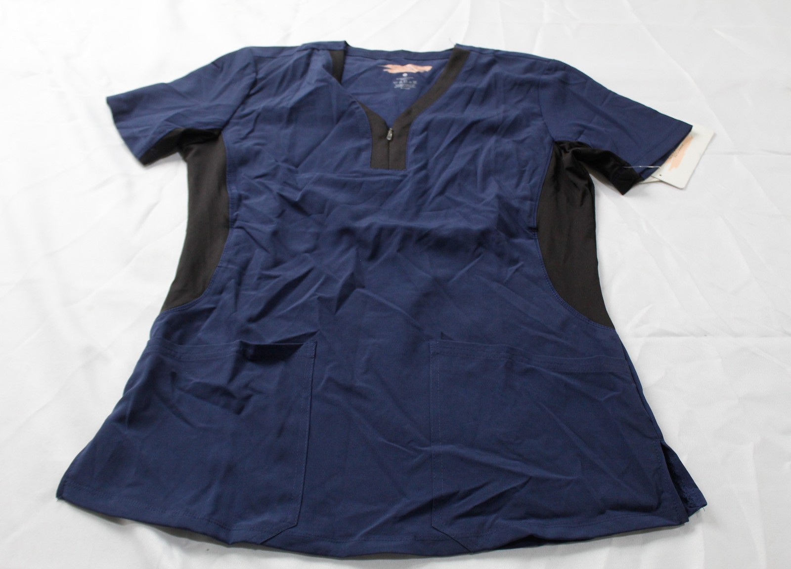 EliteMed Women’s 4-Way Stretch Scrub Top W/ Front Pockets JL3 Navy Medium NWT