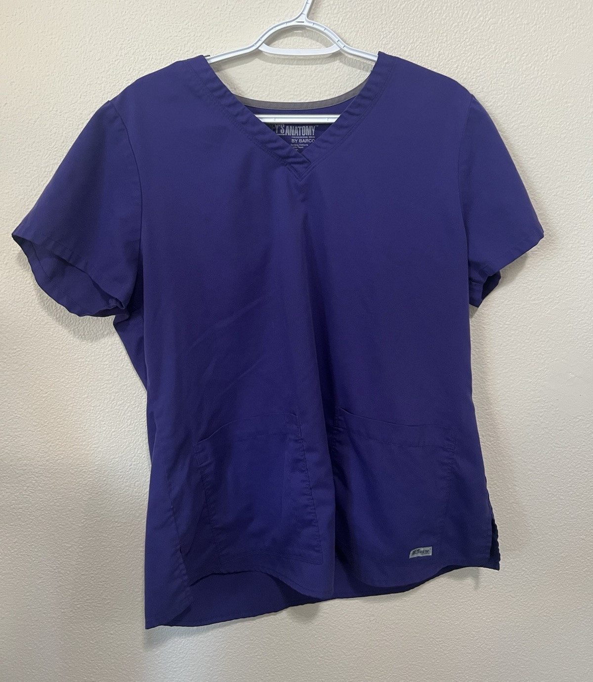 Grey’s Anatomy by Barco Women’s Scrub Top Purple Solid Polyester/Rayon L