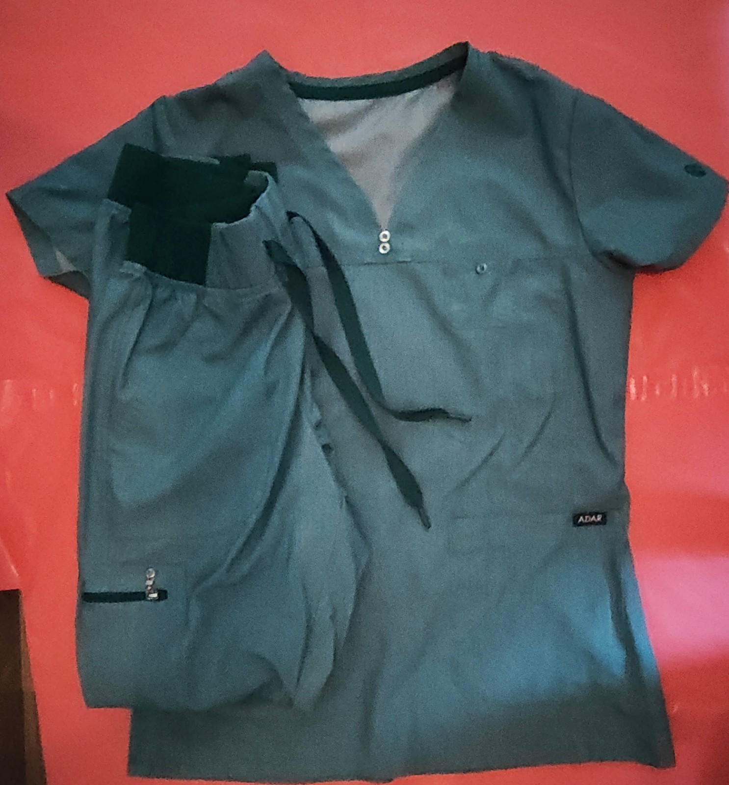 Adar Green XS Scrubs Set Jogger Style