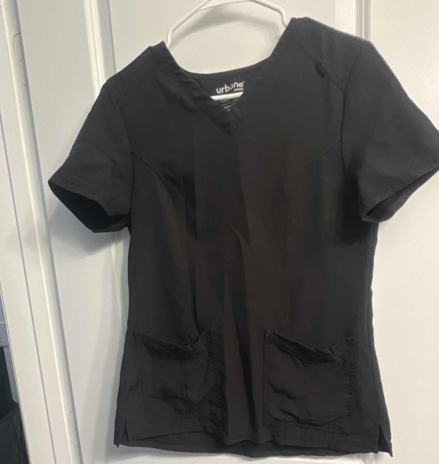 Urbane Black Scrub Top Size MED Women’s Medical Solid Short Sleeve V-Neck