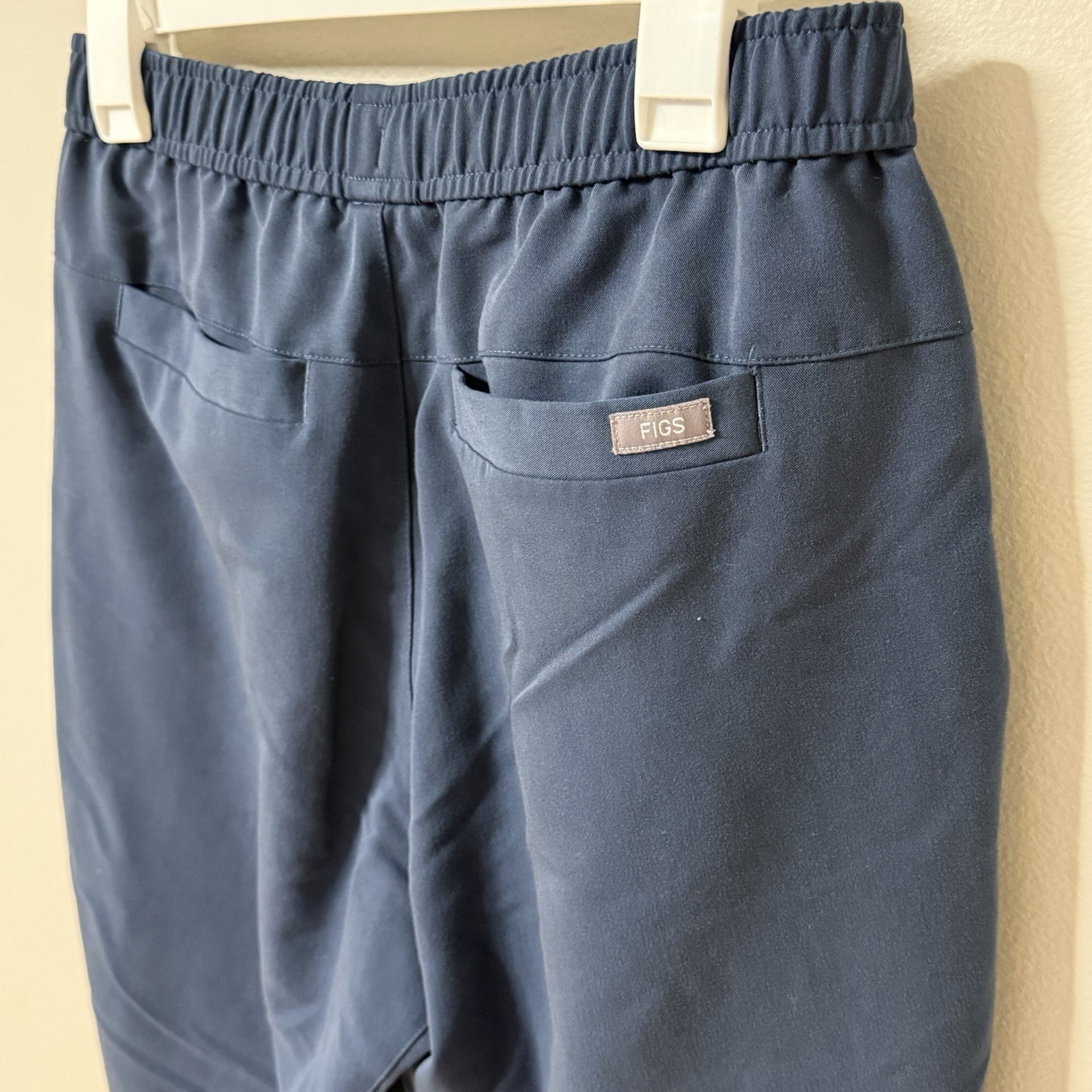 FIGS Tansen Jogger Scrub Pants Mens M Dark Harbor Medical Healthcare Drawstring