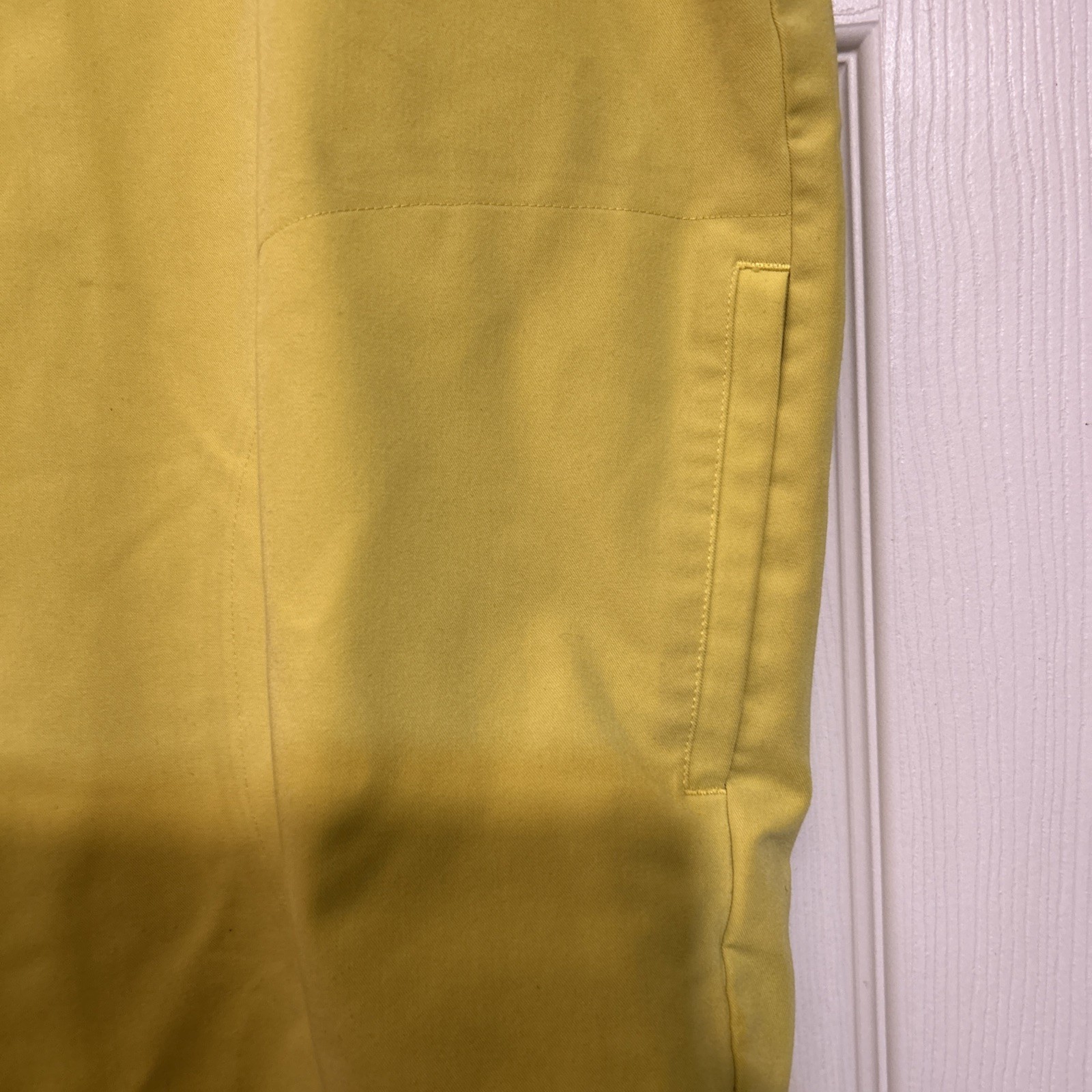 FIGS scrub top RAFAELA Style#:WXXSW1003 PO#4234 Lifesaver Yellow Size XS