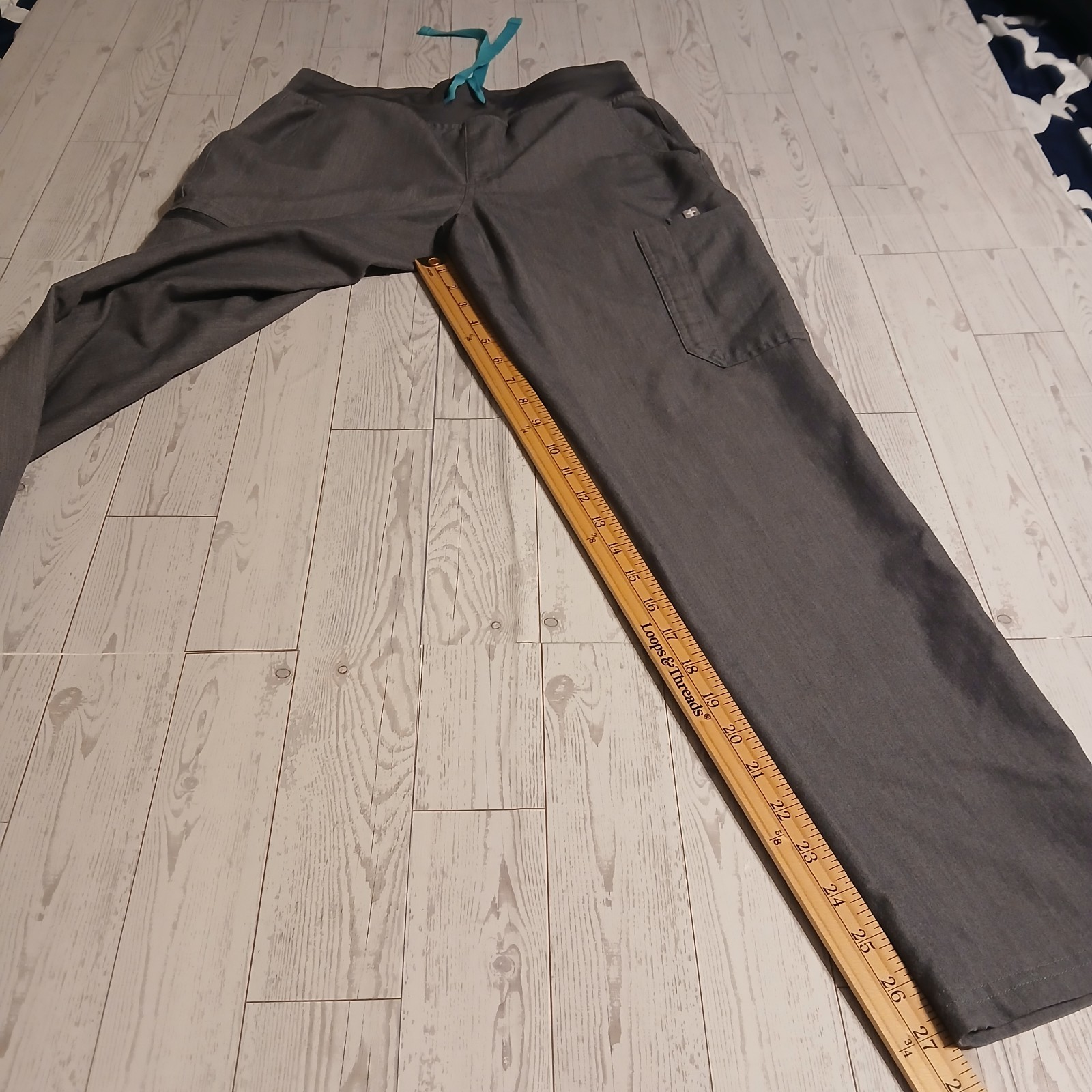 Figs Technical Collection Yola Yoga Scrub Pants Women’s Small Gray Nurse Dr.