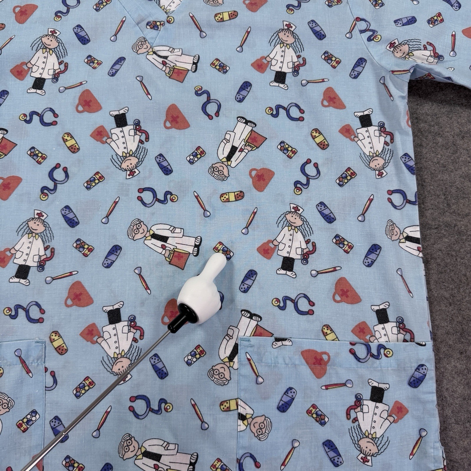 Ubranded Medical Nurse Graphic Scrubs Top Women’s (Size See Photos) Multicolors