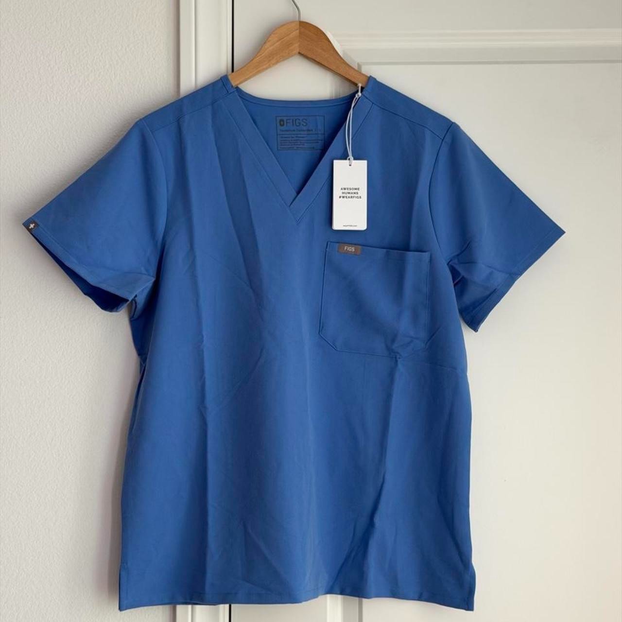 Figs Women’s Catarina One Pocket Scrub Top in Ceil Blue, Size Large