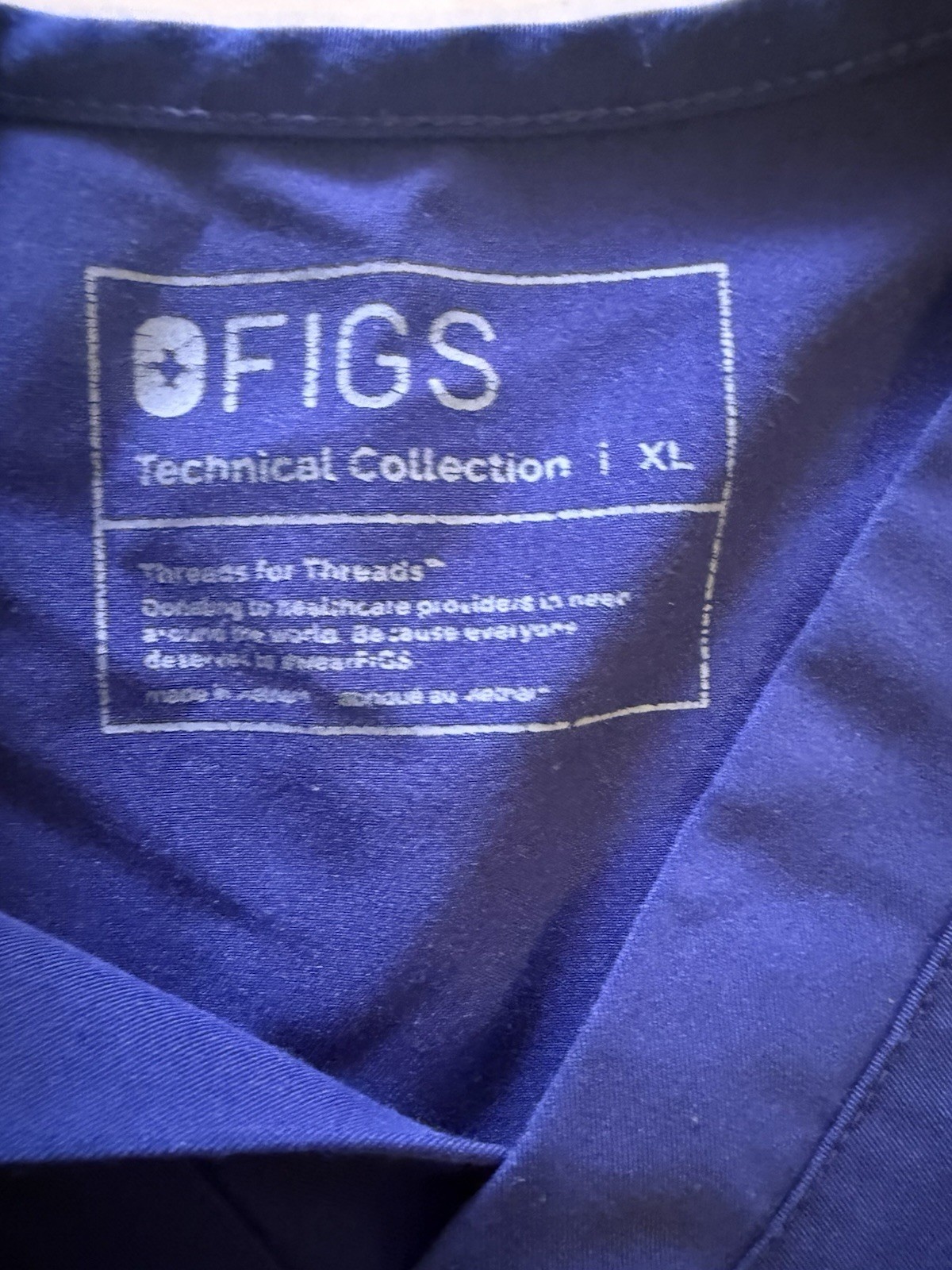 Figs Technical Collection Blue Scrub Nurse Top Women’s Navy Blue Size XL