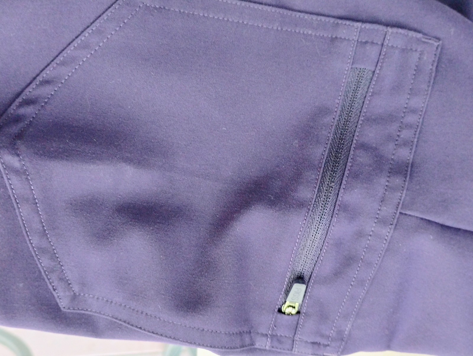 FIGS Technical Collection Scrubs Set Royal Purple Top Size XS Pants Size XS Peti