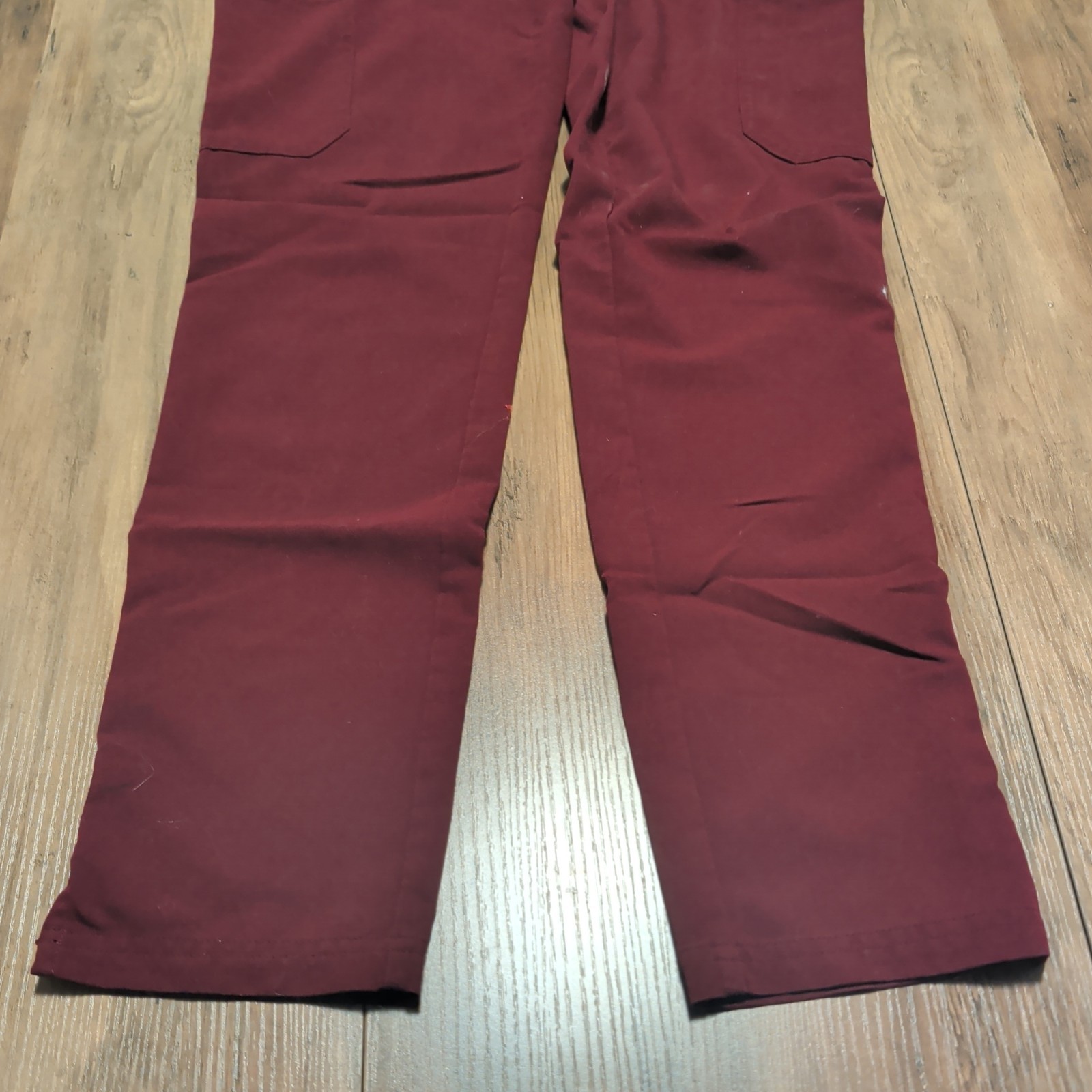 FIGS Technical Collection Scrub Set XXS Maroon Top & Pants