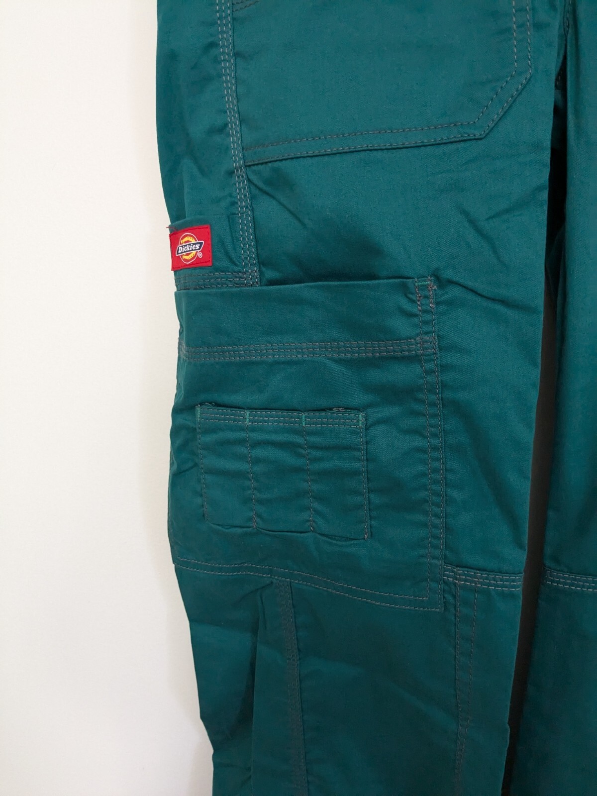Women’s Dickies 9 pocket Gen Flex Pants Scrub Pant, Size XXSP, Color ~ Hunter