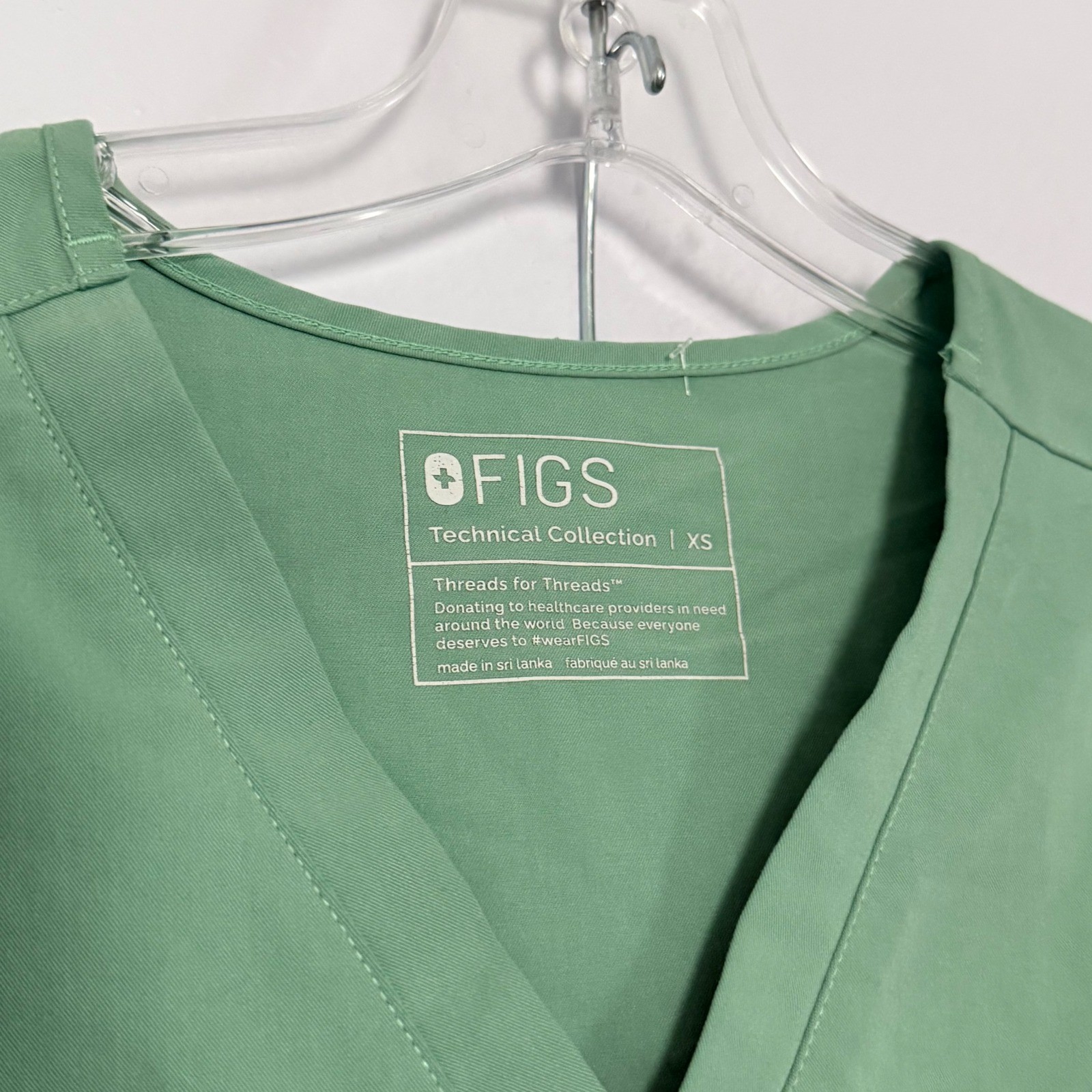 Figs Caterina Zamora Scrub Set in Jade Green Limited Jogger Orange Tie – XSmall