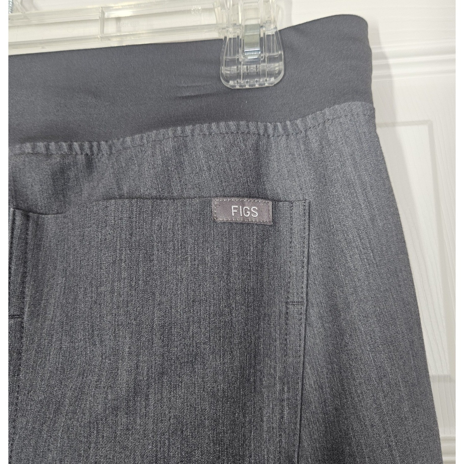 2 FIGS Zamora Jogger Scrub Pants Sz S/T Technical Collection Coral Gray Medical